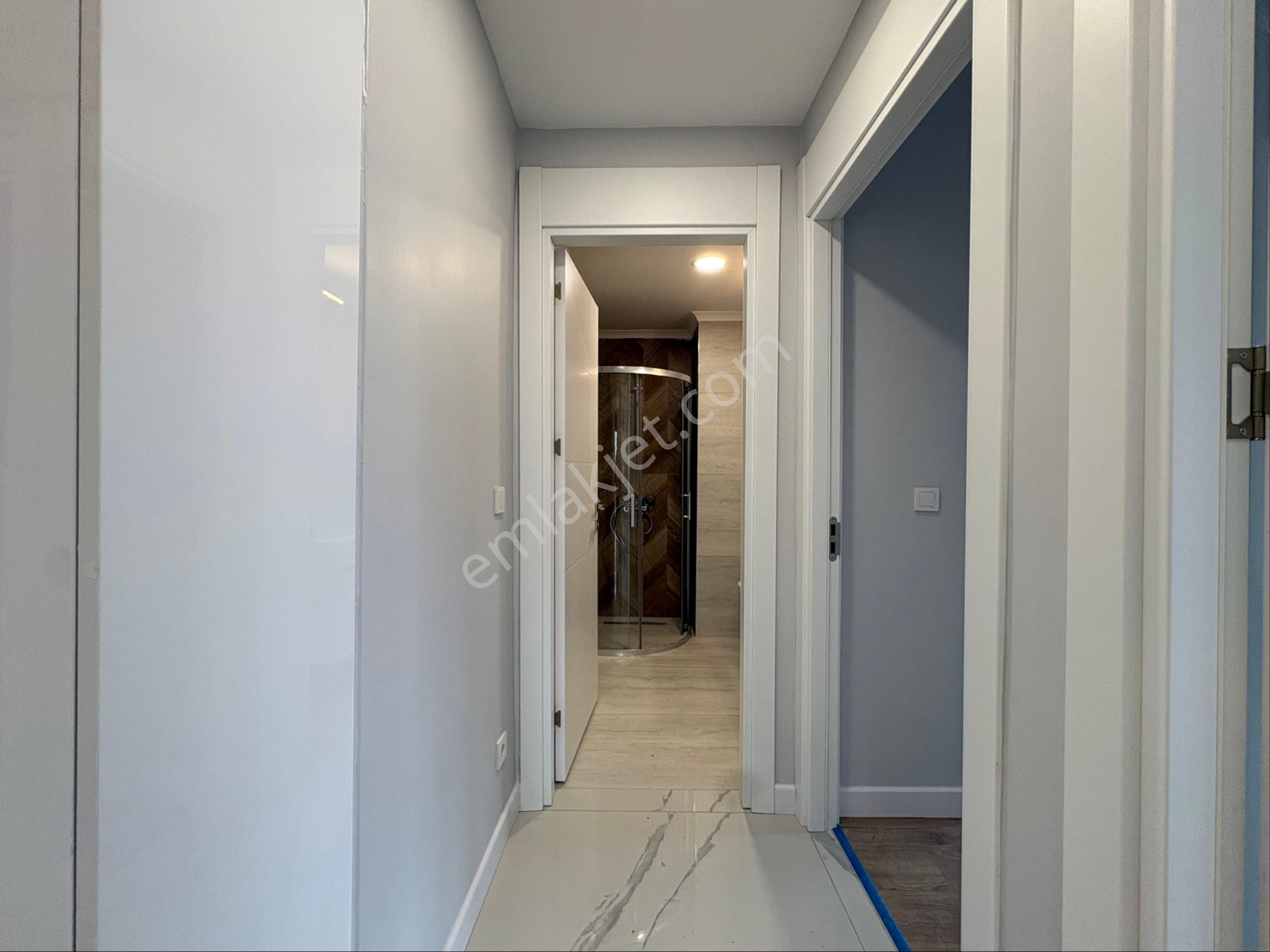 Obenden Havuzlu Çocuk Oyun Parklı Güvenlikli Sitede 2+1 70m² Net - Görsel 28