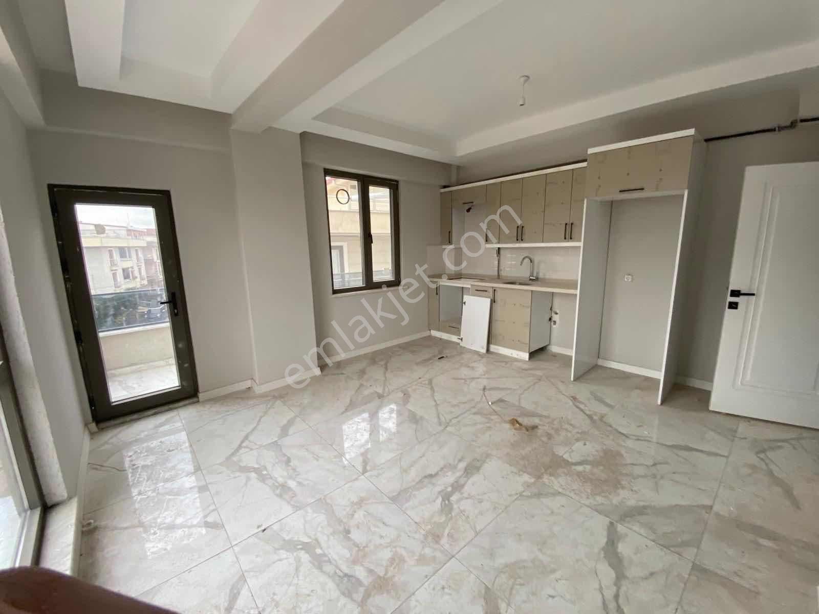 Yalova Çiftlikköy Kiralık Temiz 1+1 Daire - Görsel 9