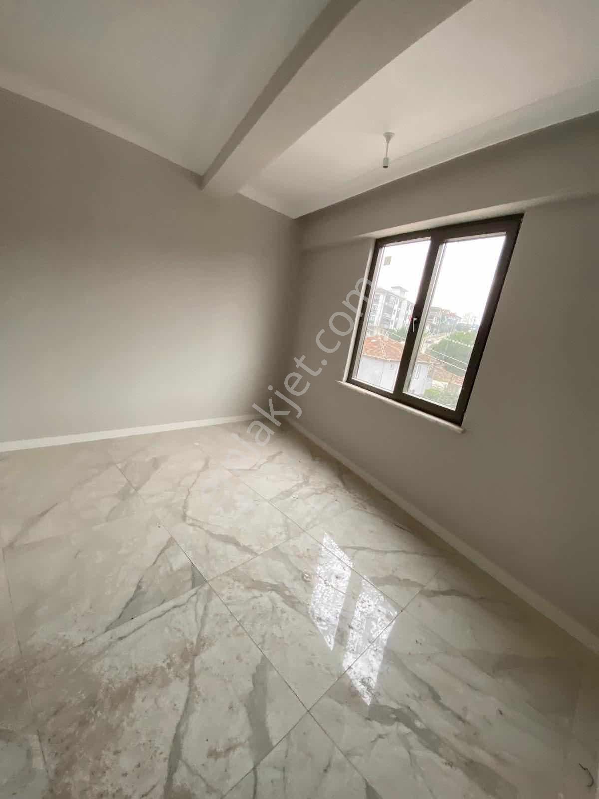 Yalova Çiftlikköy Kiralık Temiz 1+1 Daire - Görsel 5