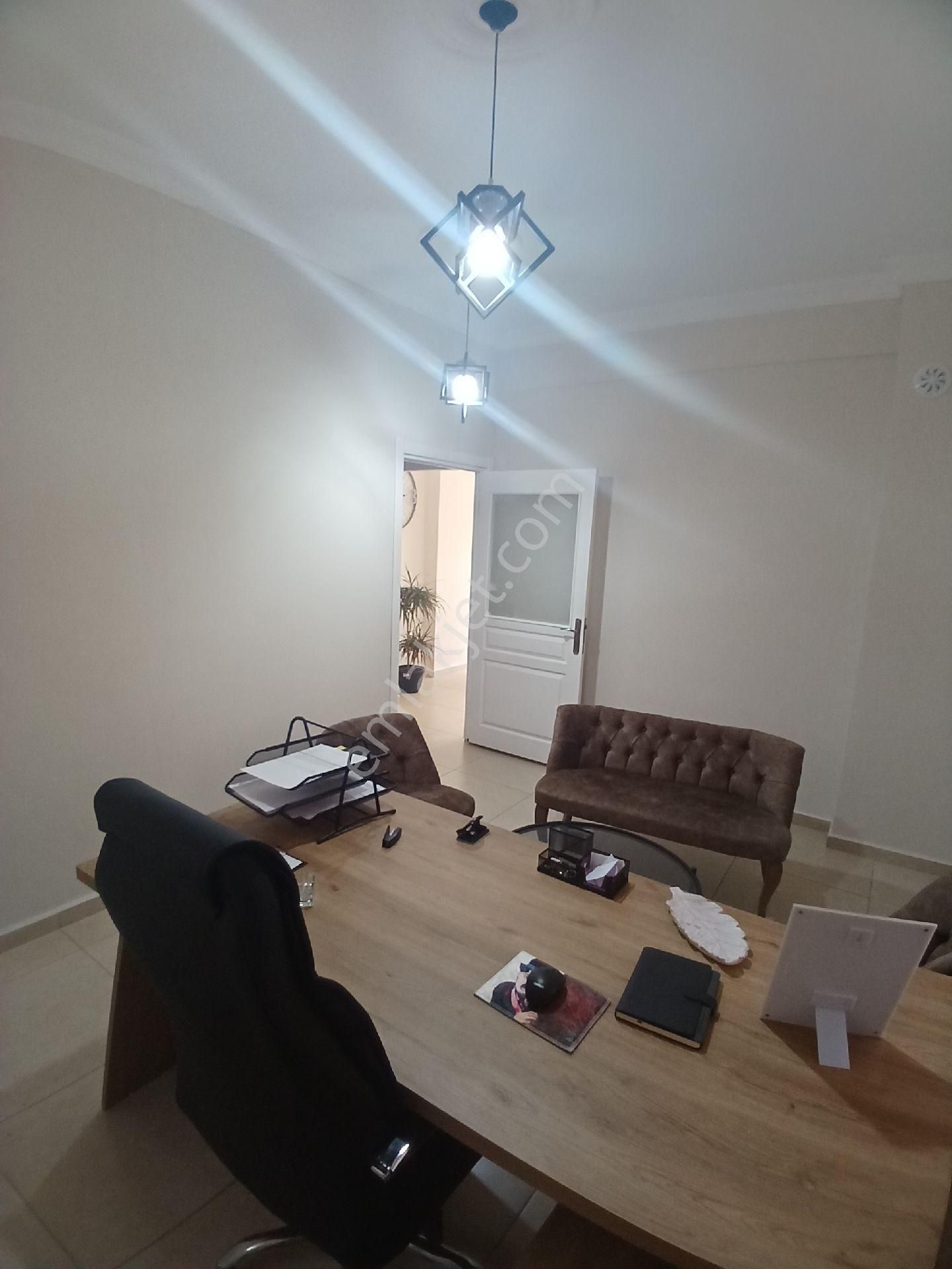 Baha Sıkman Caddesinde ,yola Sıfır 1+1 Kiralik İş Yeri - Görsel 5