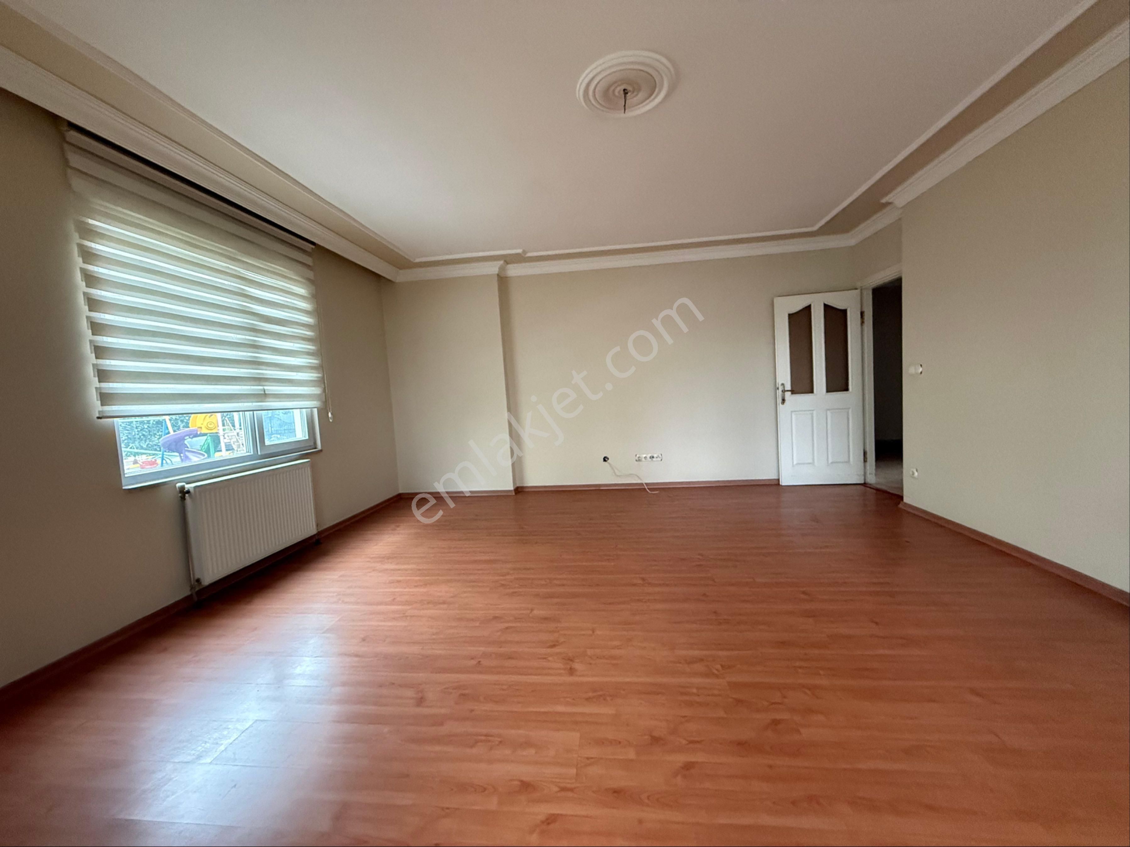 Samandıra Merkezde Site İçinde 3+1 140 M2 Giriş Katı Daire - Görsel 17