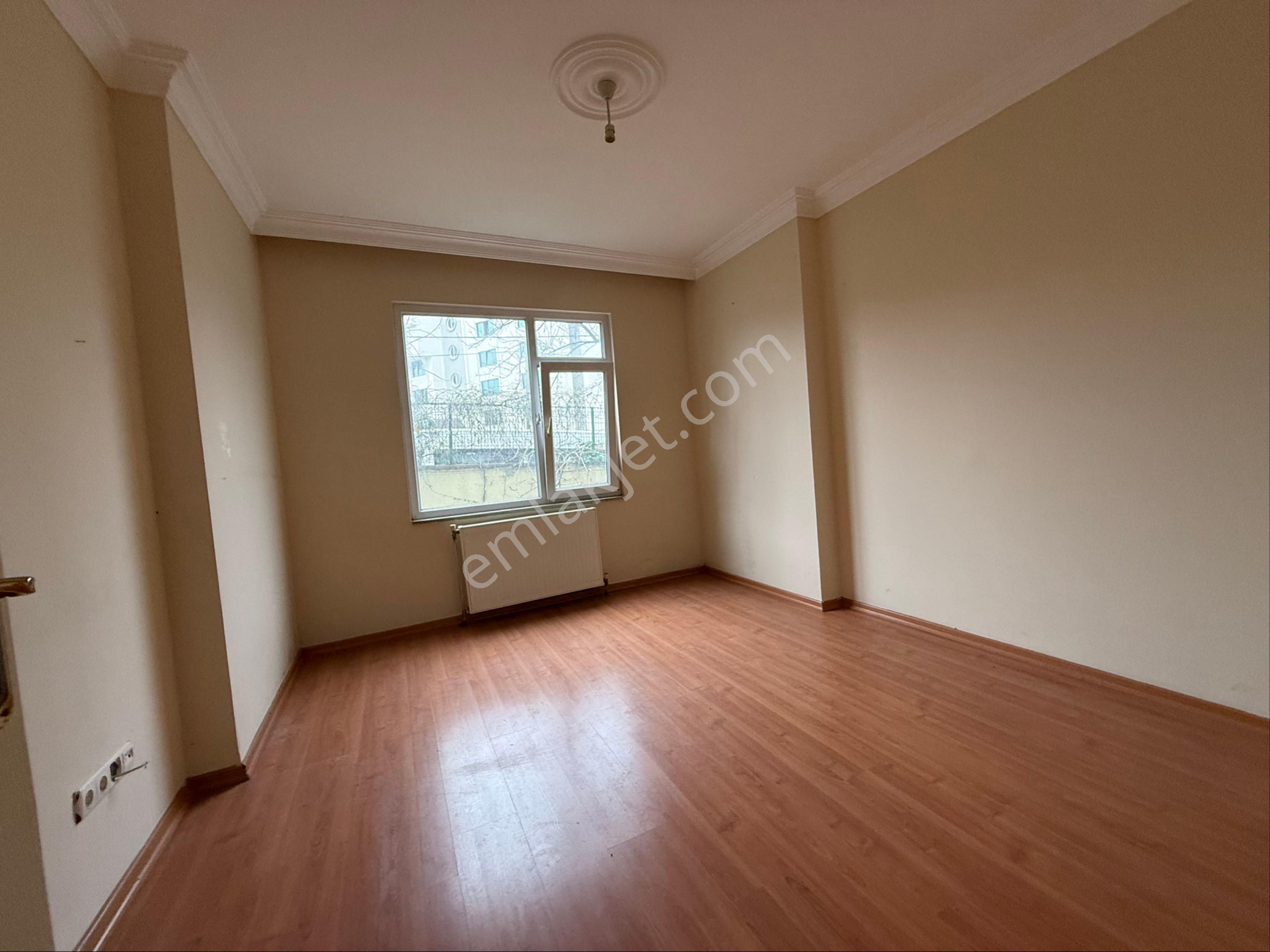 Samandıra Merkezde Site İçinde 3+1 140 M2 Giriş Katı Daire - Görsel 23