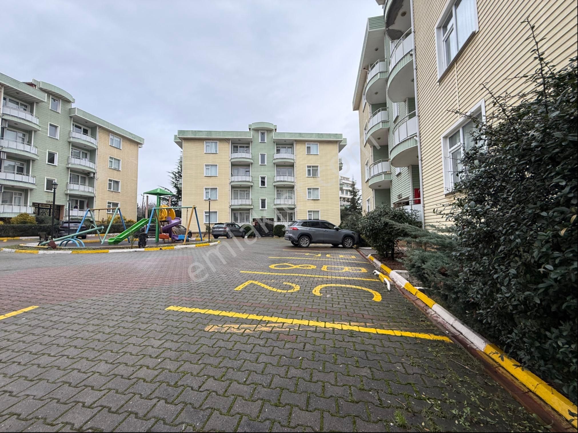 Samandıra Merkezde Site İçinde 3+1 140 M2 Giriş Katı Daire - Görsel 33