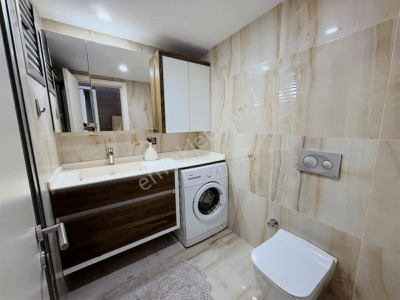 Corner Suites'de Full Eşyalı, Yerden Isıtmalı Modern Satılık 1+1 - Görsel 10