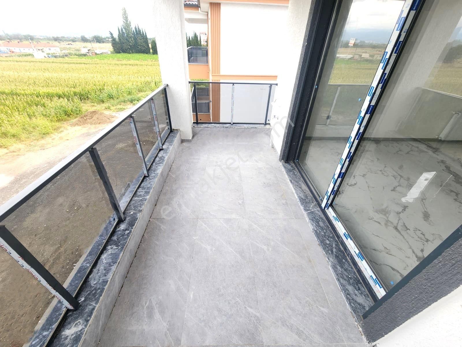 Aygülden Burhaniye Bahçelievler'de Sıfır Kat Ve Cephe Seçenekleriyle Doğalgazlı 1+1 Satılık Daireler - Görsel 33