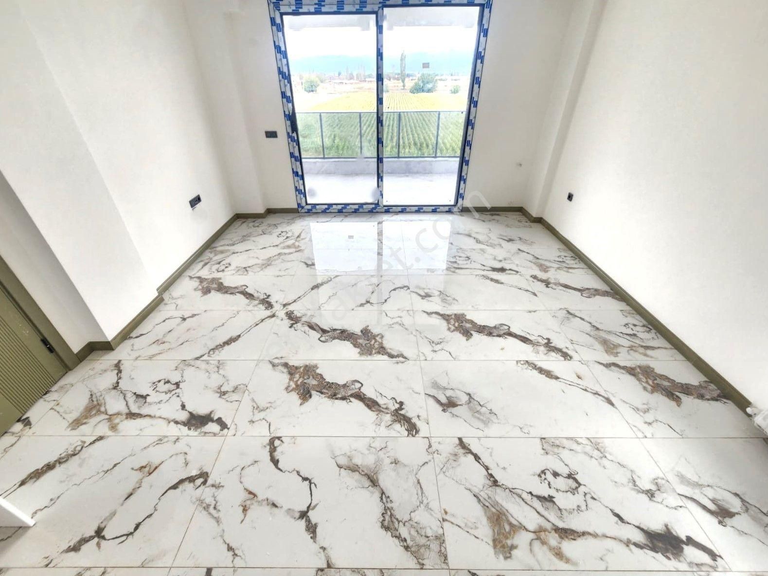 Aygülden Burhaniye Bahçelievler'de Sıfır Kat Ve Cephe Seçenekleriyle Doğalgazlı 1+1 Satılık Daireler - Görsel 3