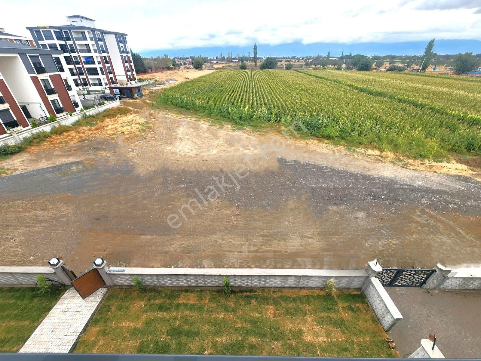 Aygülden Burhaniye Bahçelievler'de Sıfır Kat Ve Cephe Seçenekleriyle Doğalgazlı 1+1 Satılık Daireler - Görsel 34