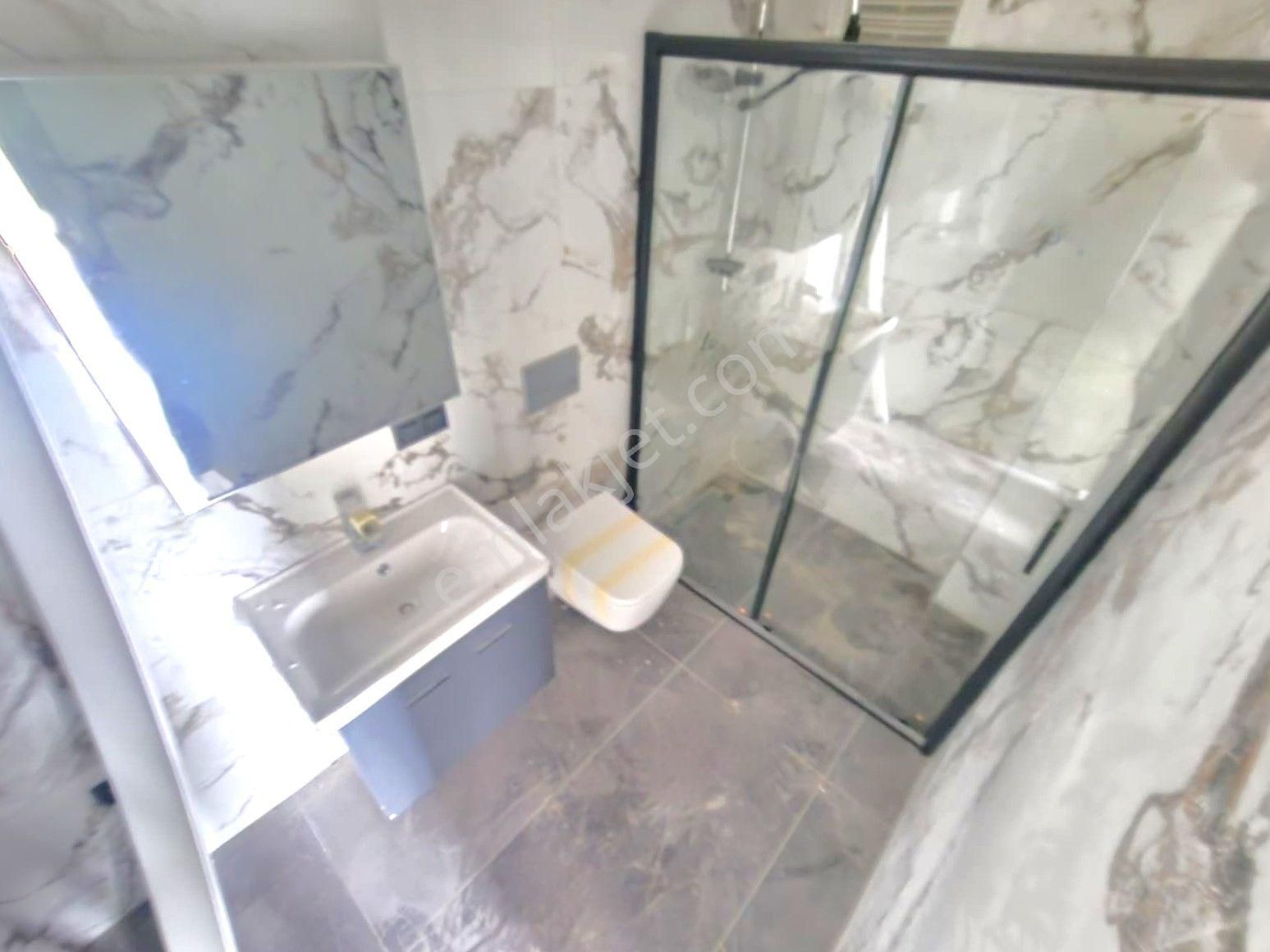 Aygülden Burhaniye Bahçelievler'de Sıfır Kat Ve Cephe Seçenekleriyle Doğalgazlı 1+1 Satılık Daireler - Görsel 29