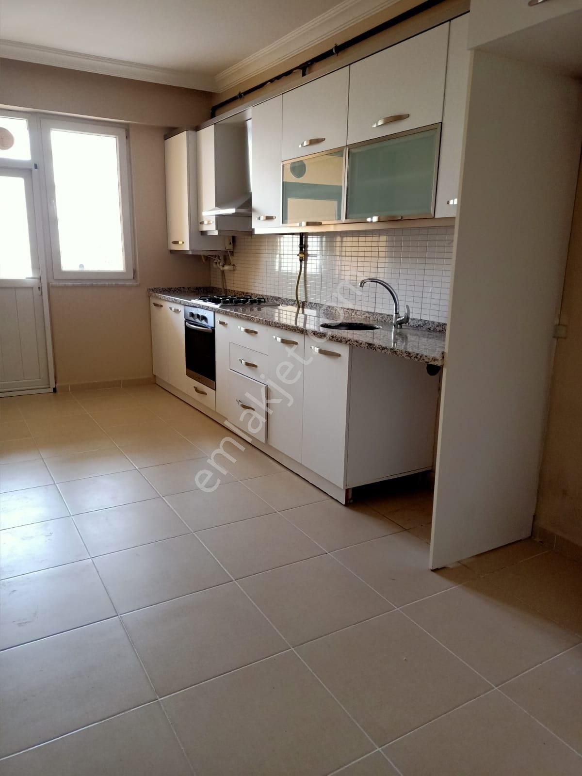 Adalet Gold Group Emlak'tan Satılık Daire 4+1 Site İçerisinde Ara Katta - Görsel 16