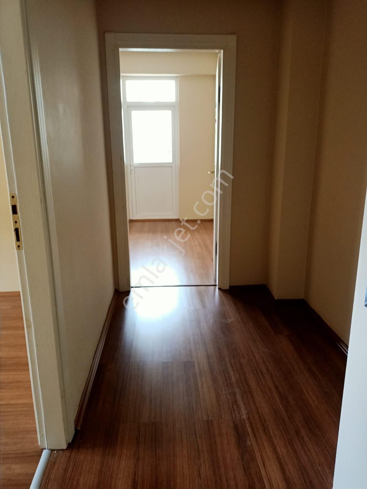 Adalet Gold Group Emlak'tan Satılık Daire 4+1 Site İçerisinde Ara Katta - Görsel 9