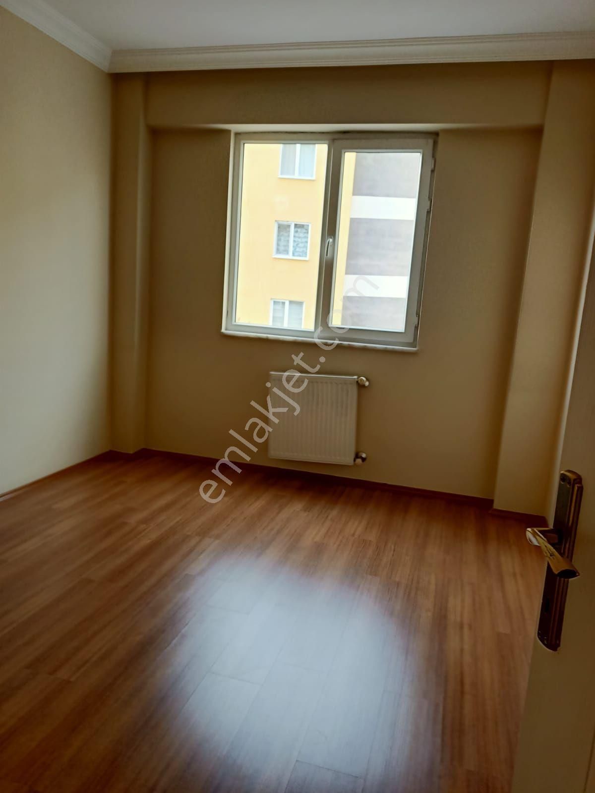 Adalet Gold Group Emlak'tan Satılık Daire 4+1 Site İçerisinde Ara Katta - Görsel 5