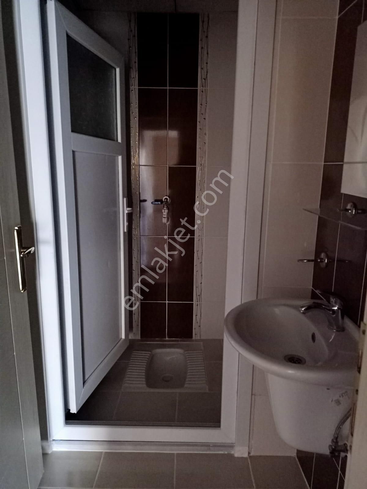 Adalet Gold Group Emlak'tan Satılık Daire 4+1 Site İçerisinde Ara Katta - Görsel 13