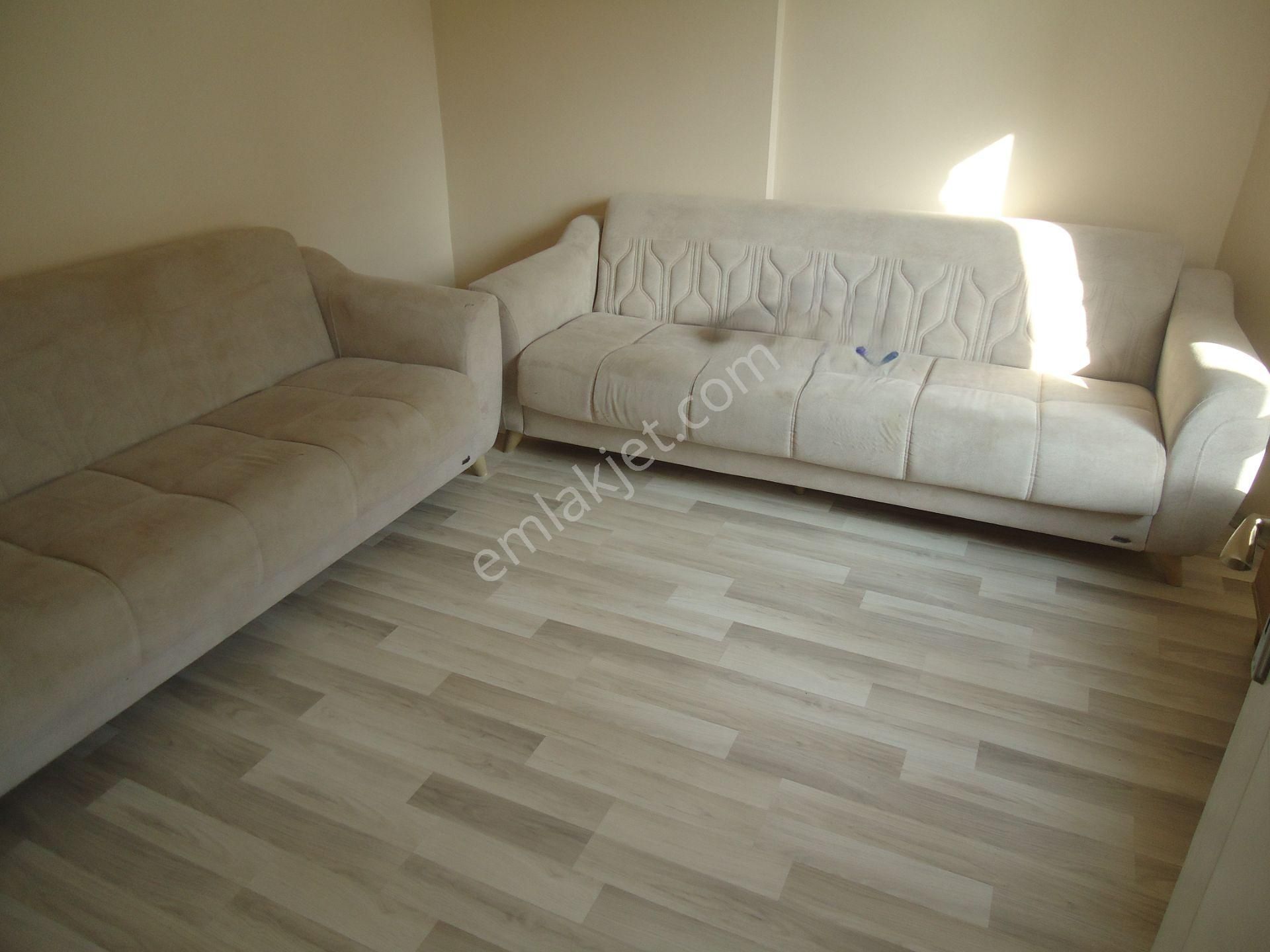 Krc'den Merkezi Konumda Kat Konumda Yüksek Giriş Kiralık 3+1 Daire - Görsel 12