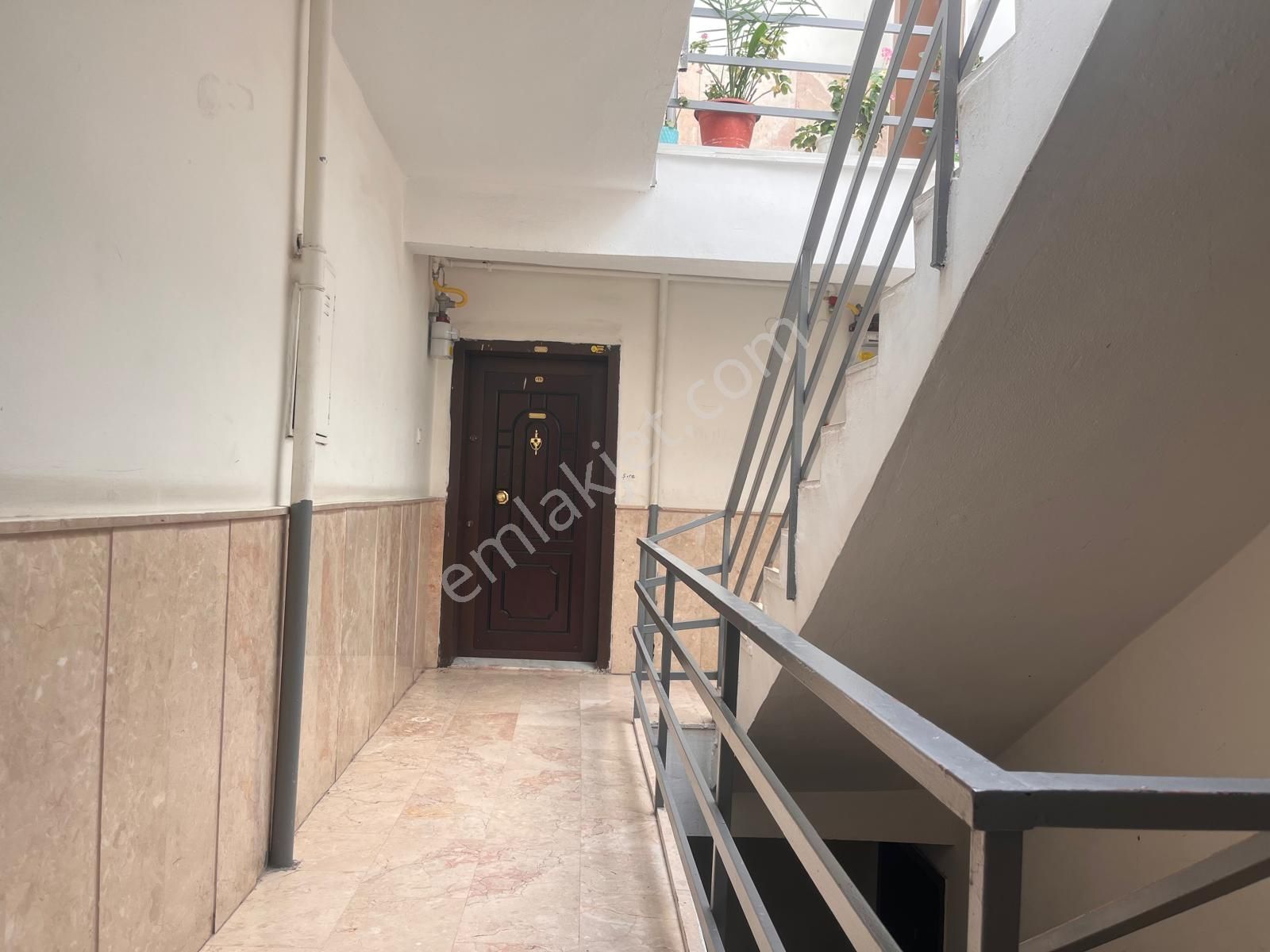 Acilll ! Satılık 3+1 Daire- Sami Ulus Doğum Hastanesi Yanında - Görsel 27