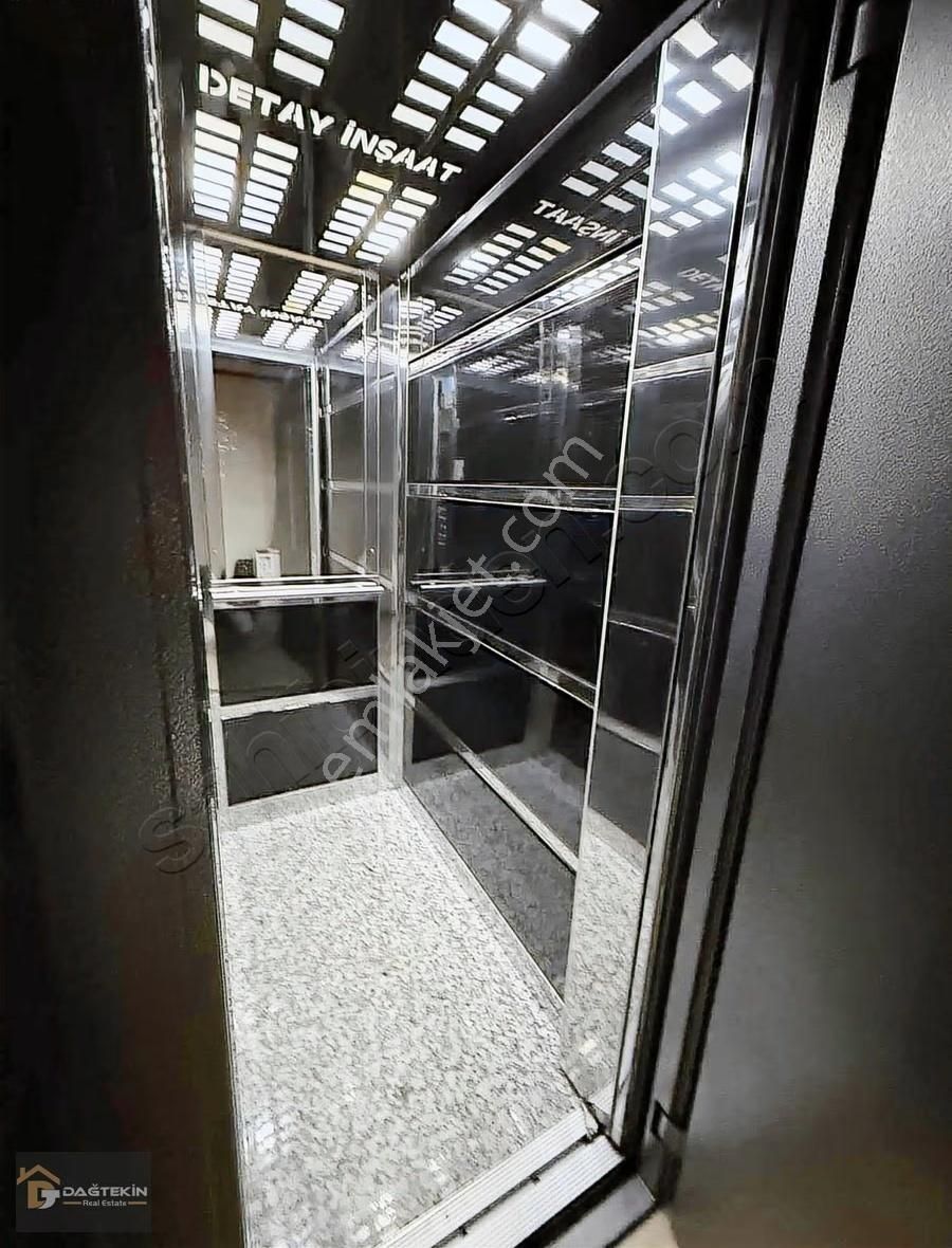 Kavaklıda Satılık 3,5 +1 140 M2 Krediye Uygun Hazır Daire - Görsel 2