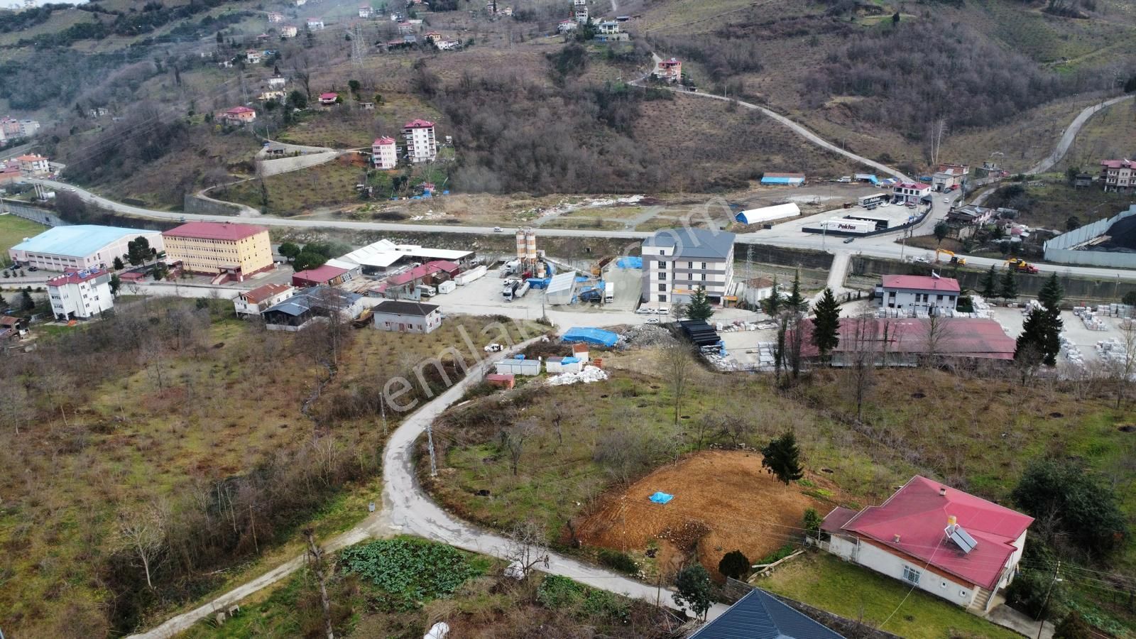 Trabzon Yomrada Satılık Ticari Ve Konut İmarlı Arsa - Görsel 12
