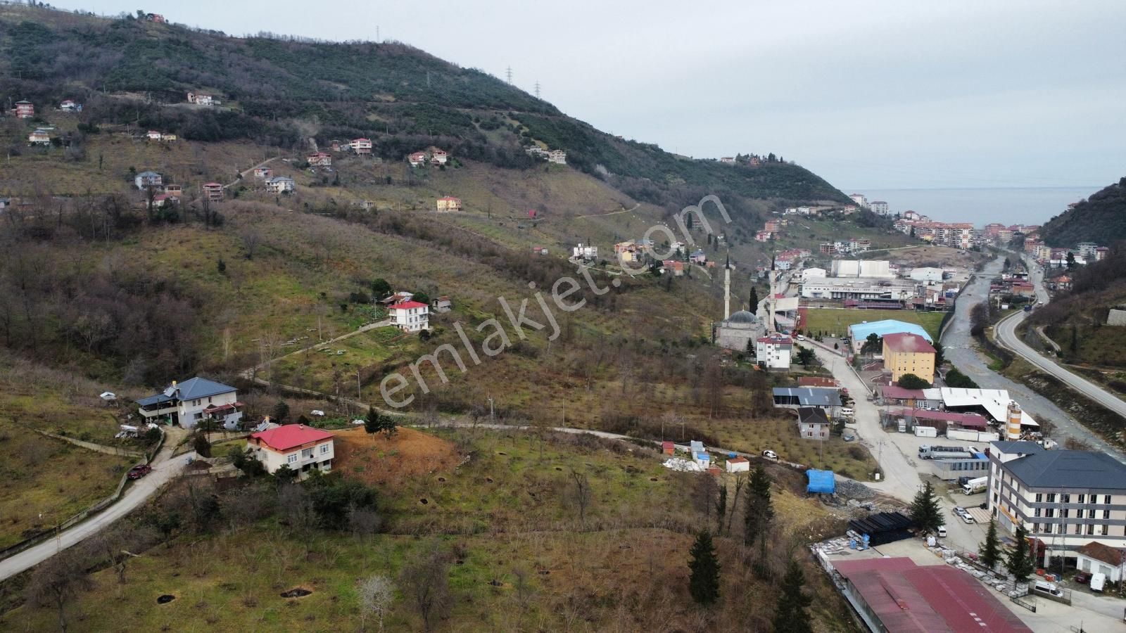 Trabzon Yomrada Satılık Ticari Ve Konut İmarlı Arsa - Görsel 18