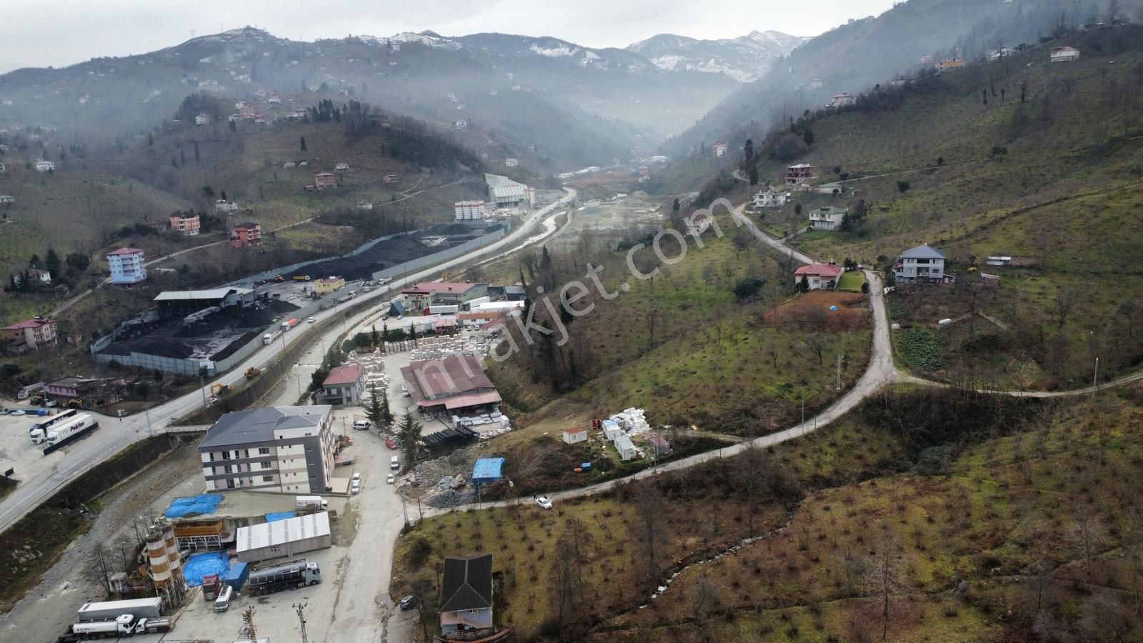 Trabzon Yomrada Satılık Ticari Ve Konut İmarlı Arsa - Görsel 13