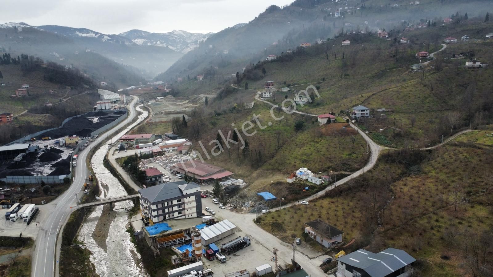 Trabzon Yomrada Satılık Ticari Ve Konut İmarlı Arsa - Görsel 16