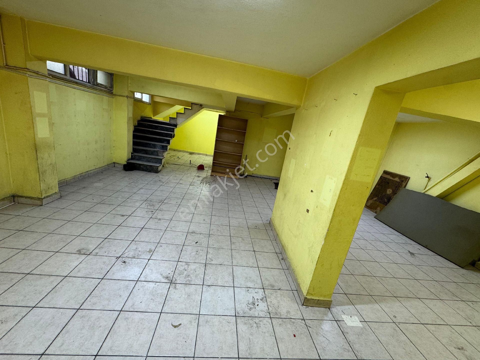 Ararat Gayrimenkul'den Köşebaşı Acil Satılık Dükkan - Görsel 13