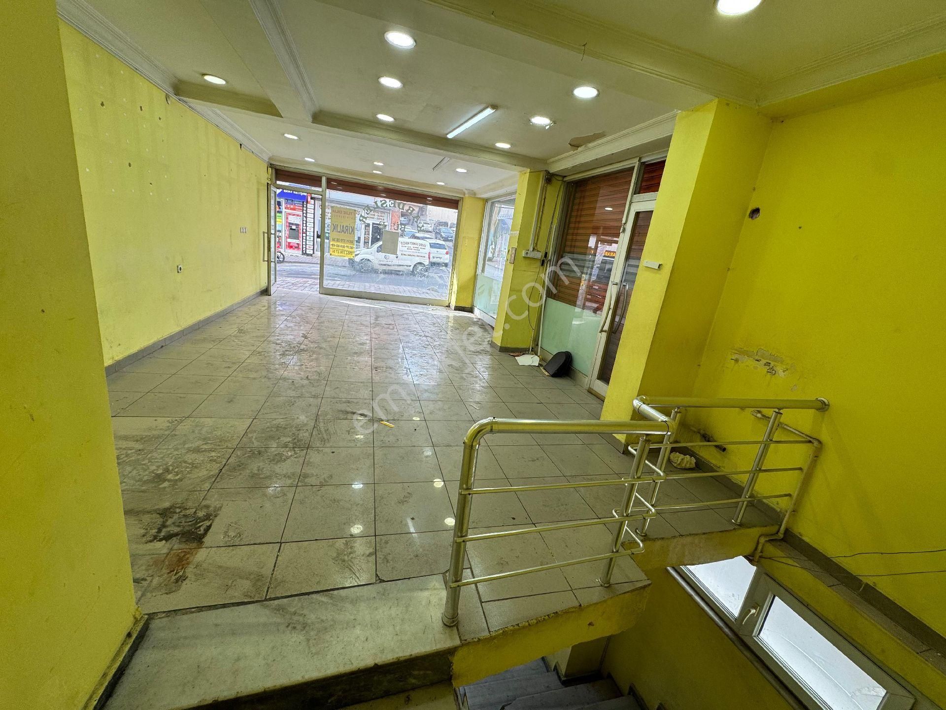 Ararat Gayrimenkul'den Köşebaşı Acil Satılık Dükkan - Görsel 8