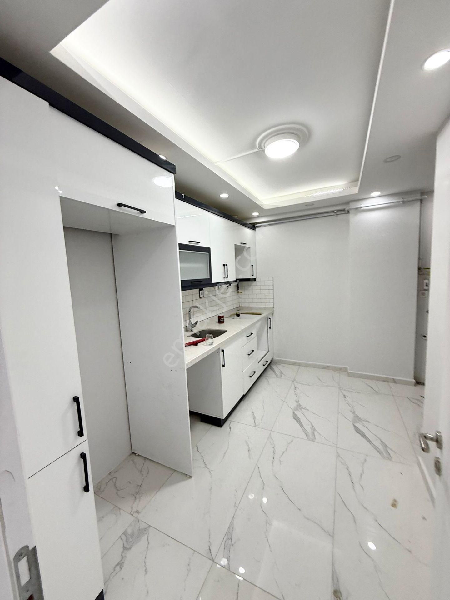 Uğurmumcu Mah Cadde Üzeri 2+1 100m2 1.kat Daire - Görsel 25