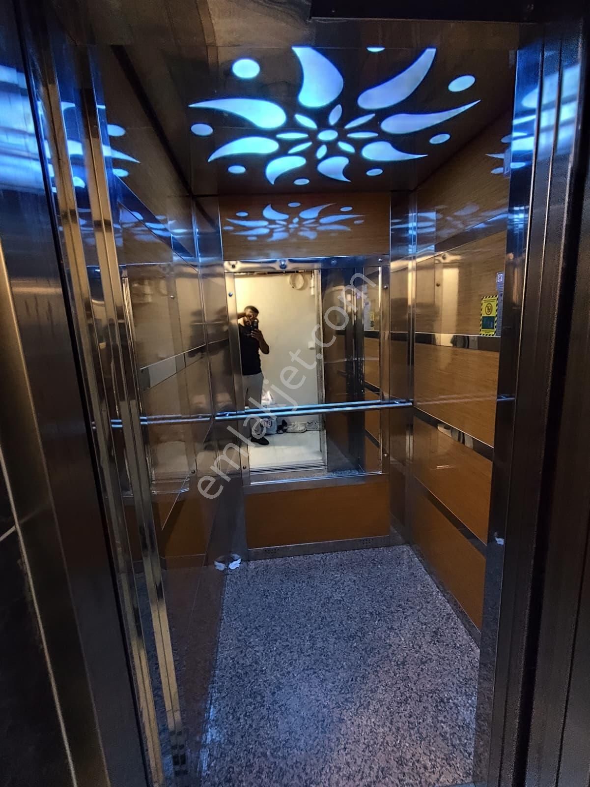 Uğurmumcu Mah Cadde Üzeri 2+1 100m2 1.kat Daire - Görsel 15