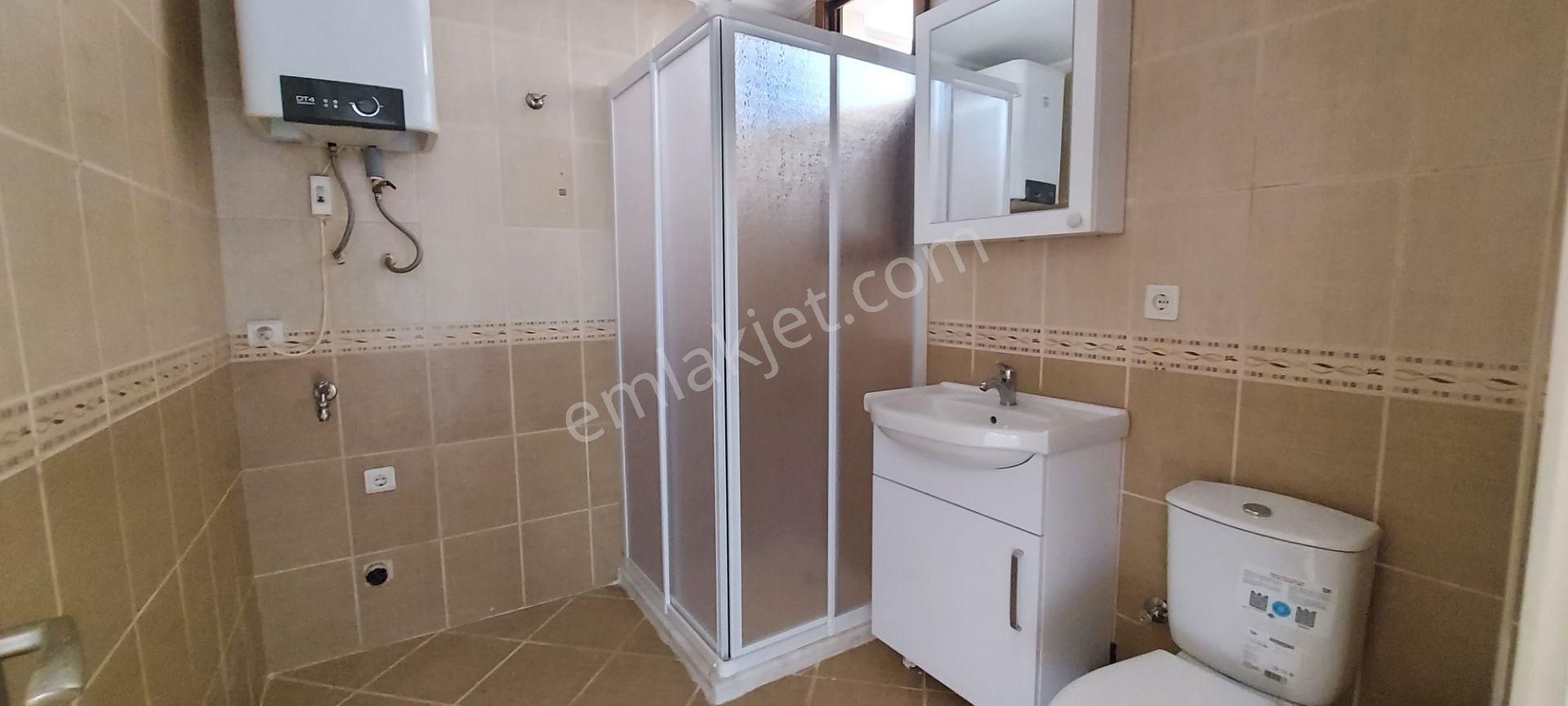 Eskiçeşme Mahallesi'nde Havuzlu Site İçerisinde 3+1 Ferah Daire - Görsel 13