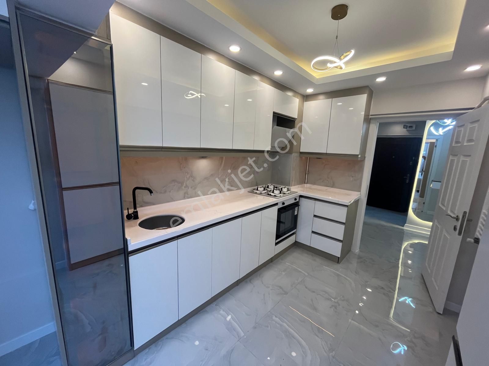 Mç Emlak'tan Pınarbaşı Mahallesin'de 3+1 Satılık Daire - Görsel 3