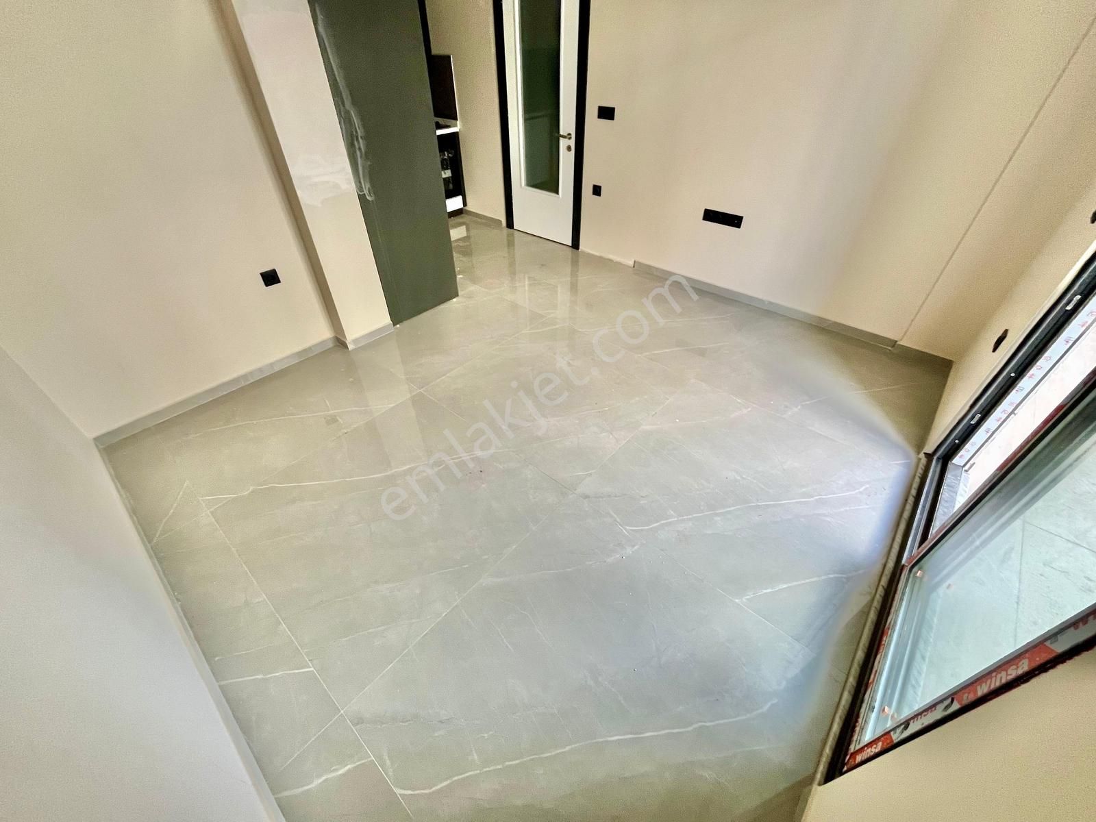 Gümüşden Altınkumda Yerden Isıtmalı Ultra Lüks Tasarım 1+1 Daire - Görsel 26