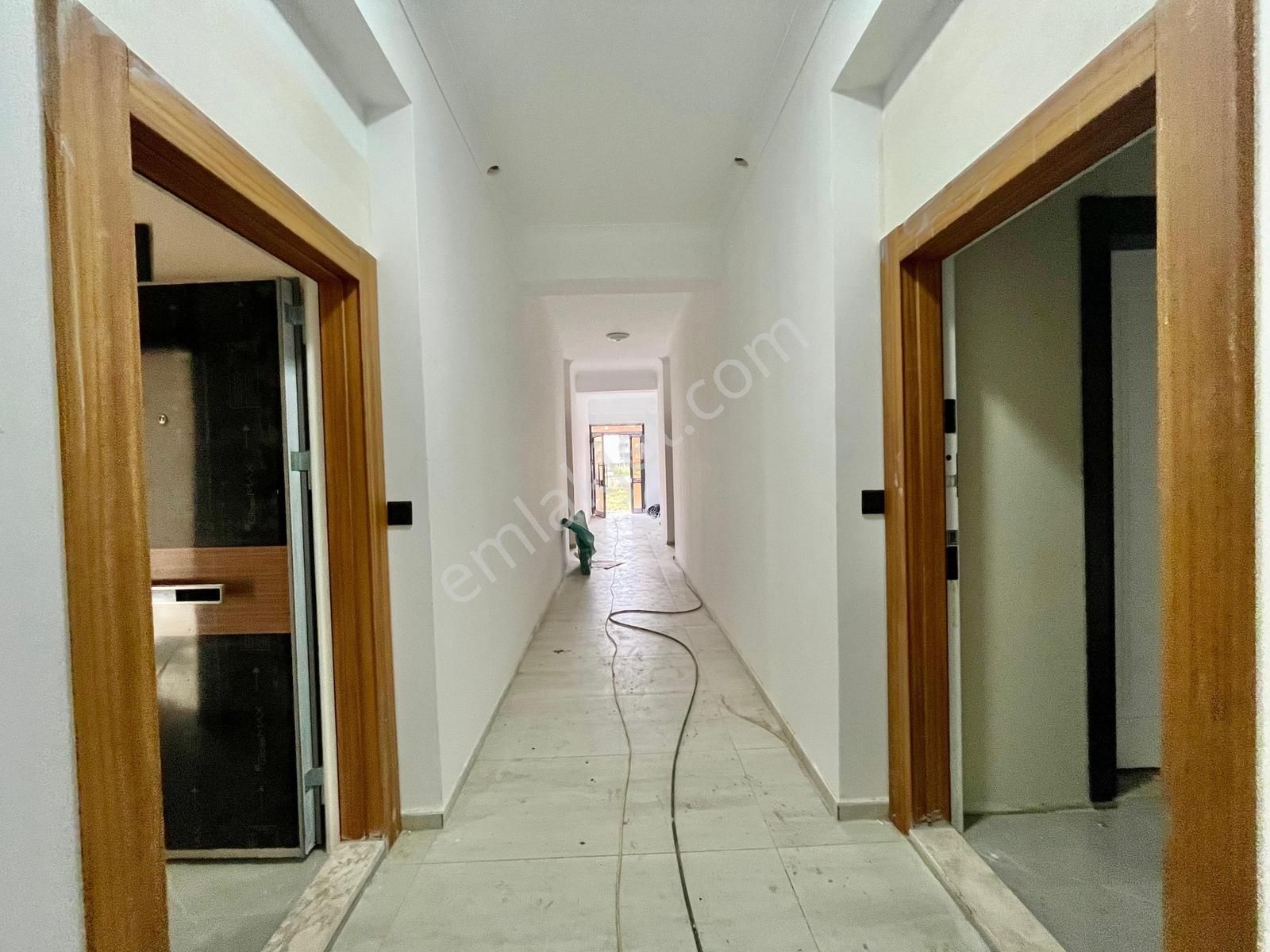 Gümüşden Altınkumda Yerden Isıtmalı Ultra Lüks Tasarım 1+1 Daire - Görsel 17