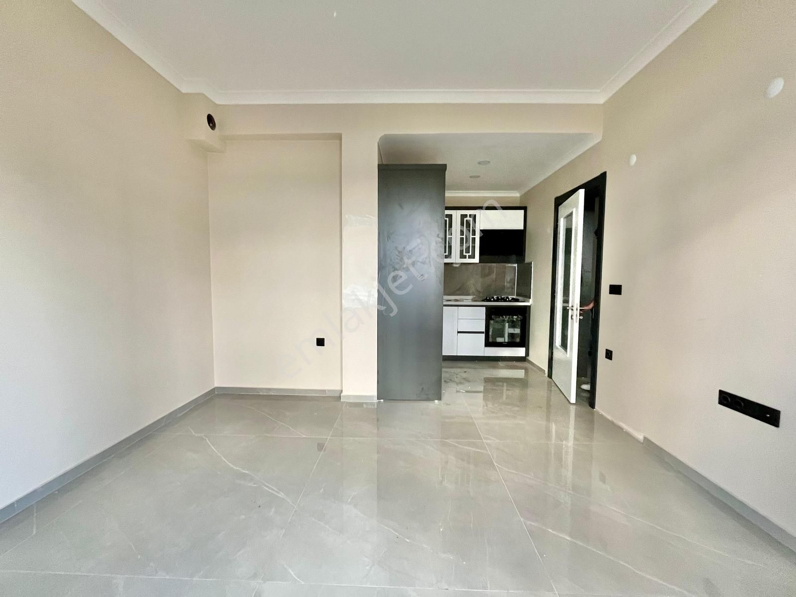 Gümüşden Altınkumda Yerden Isıtmalı Ultra Lüks Tasarım 1+1 Daire - Görsel 9