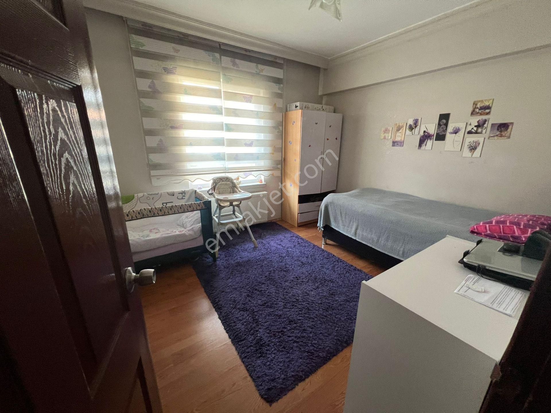 Bilgen Vatan'dan Aktepe'de Cadde Üzeri Orta Kat Ebeveyn Banyolu Güney Cephe Satılık 3+1 Daire - Görsel 10