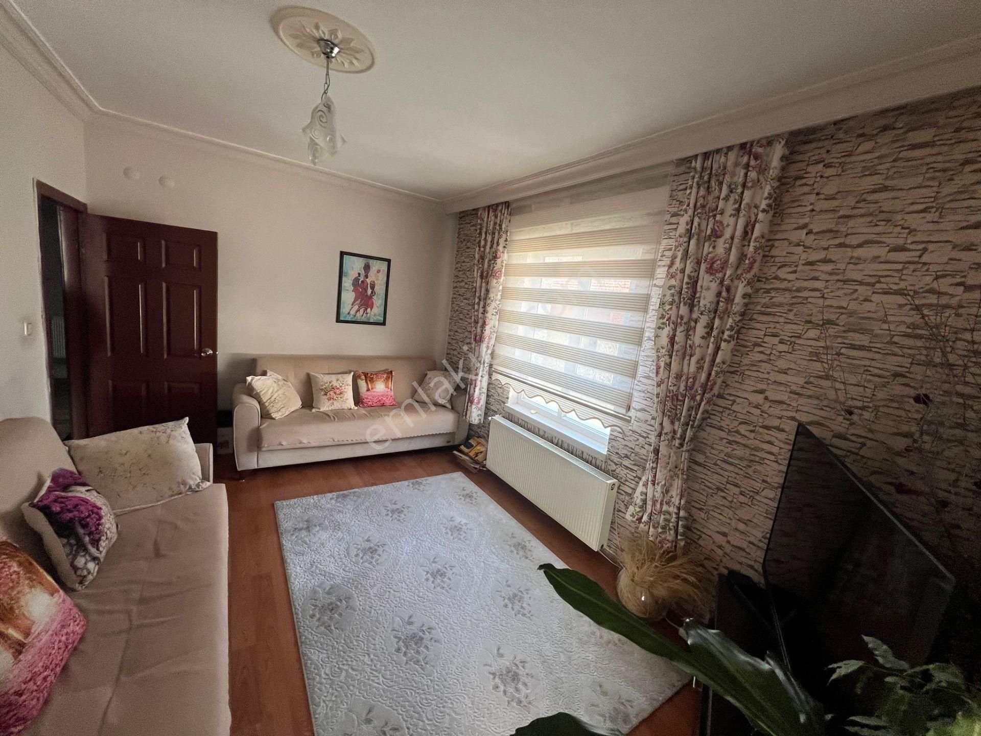 Bilgen Vatan'dan Aktepe'de Cadde Üzeri Orta Kat Ebeveyn Banyolu Güney Cephe Satılık 3+1 Daire - Görsel 16