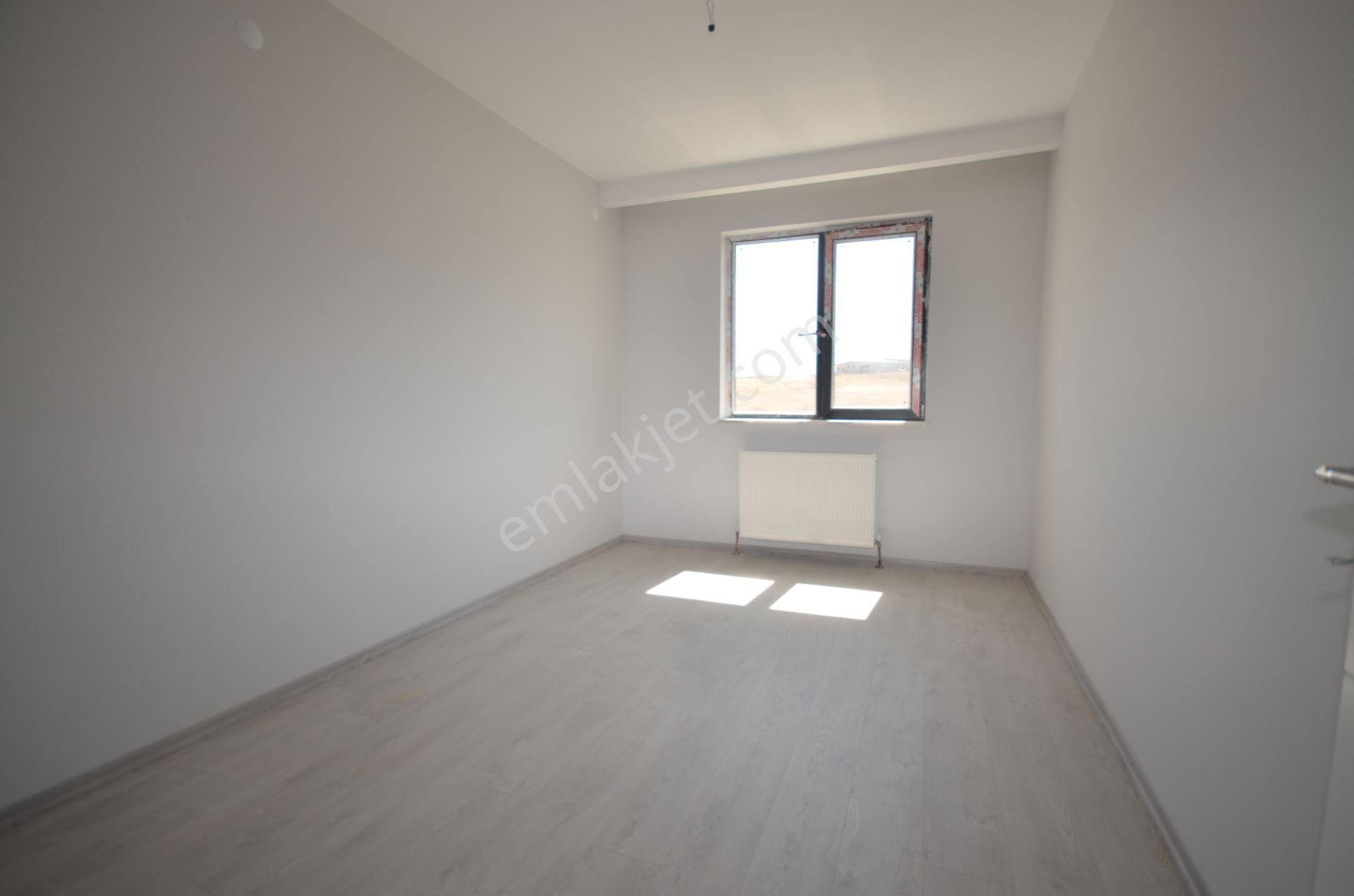 Kalecik Emlak'tan Site İçerisinde Güney Cephe Yapılı 4+1 - Görsel 13