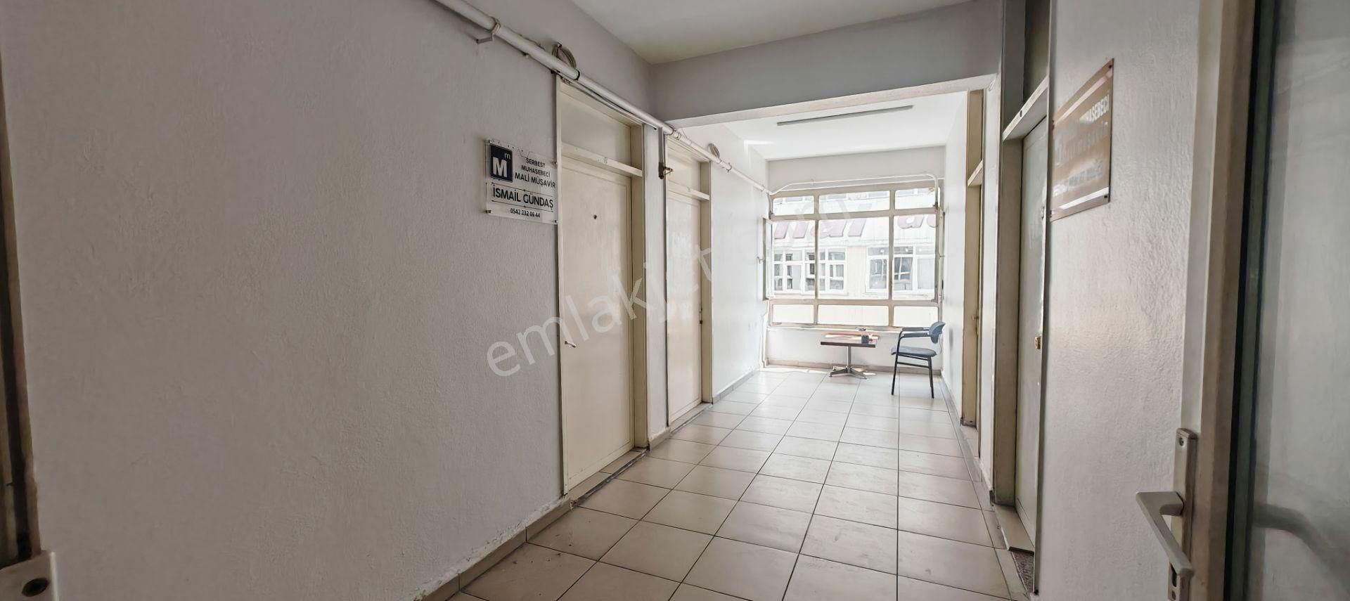 İzmit Merkez Fethiye Caddesi Emek İş Hanı Kiralık İş Yeri Ofis - Görsel 6