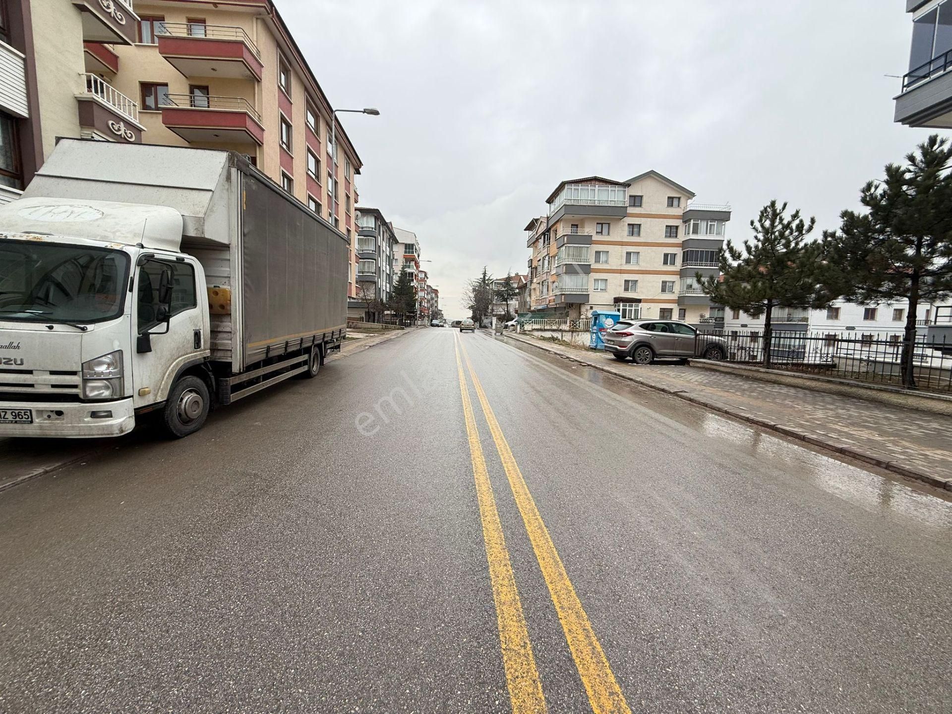 Bilgen Vatan'dan Beşikkaya Mahallesi 75m2 Ve 65 M2 Geniş Cepheli Satılık Dükkanlar - Görsel 26