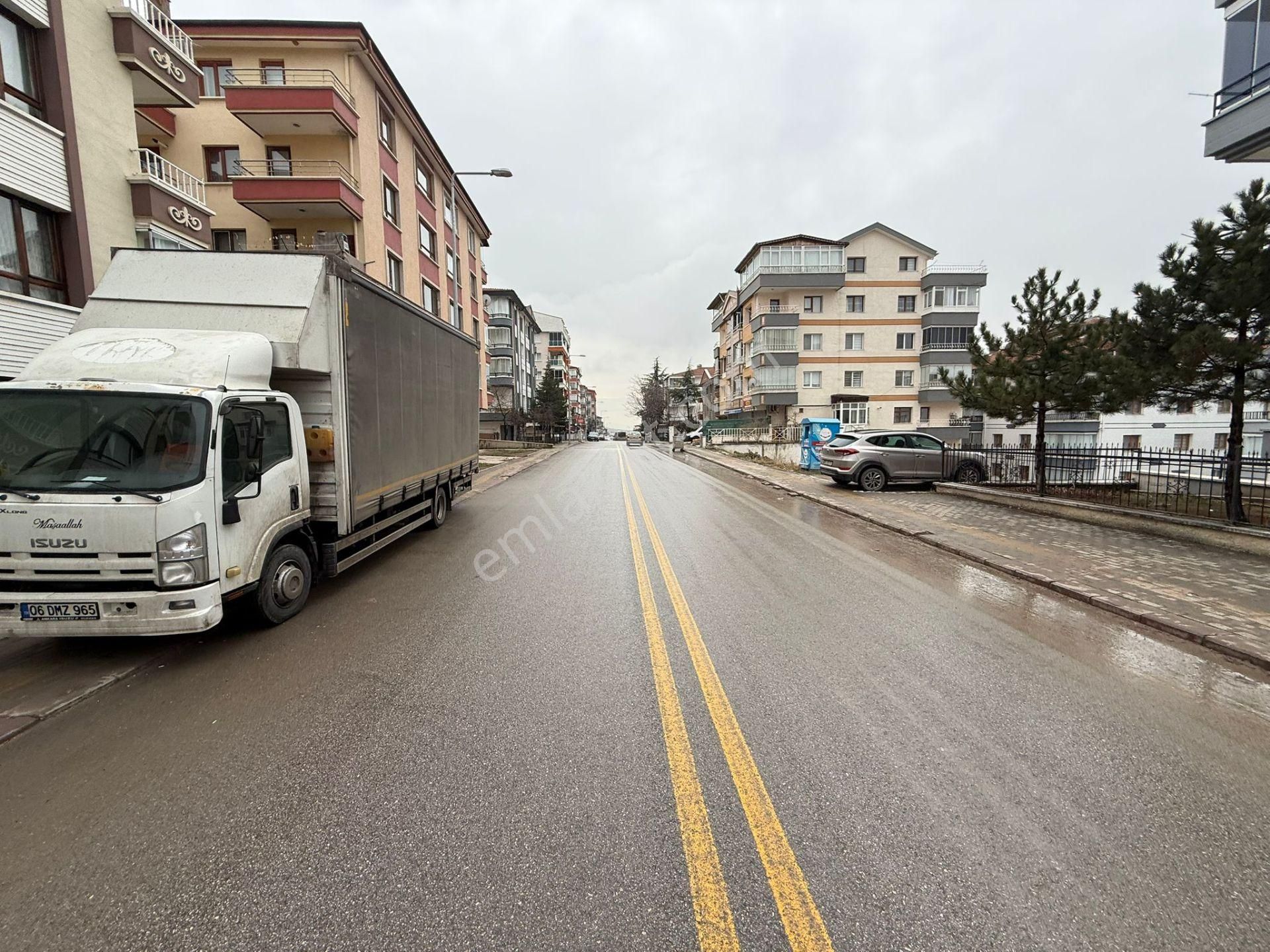 Bilgen Vatan'dan Beşikkaya Mahallesi 75m2 Ve 65 M2 Geniş Cepheli Satılık Dükkanlar - Görsel 25