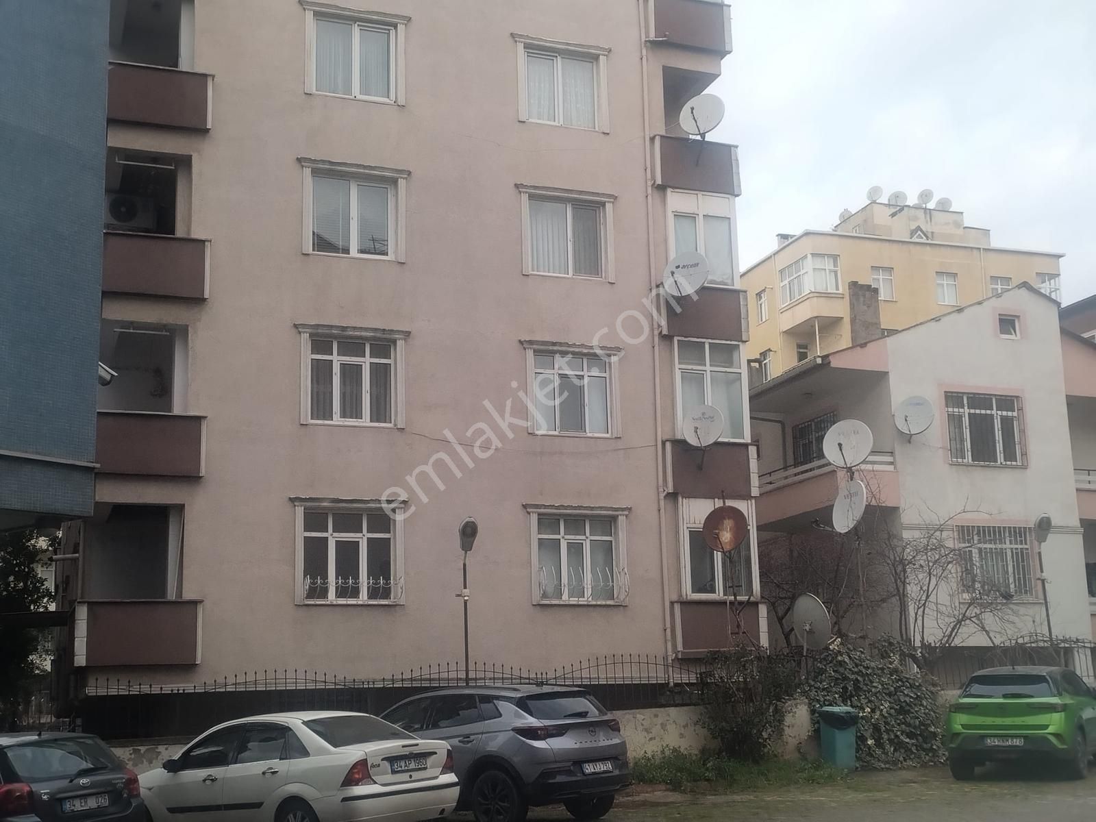 Güzelyalı Marmaray Yanında 3+1 Satılık Fırsat Daire - Görsel 3