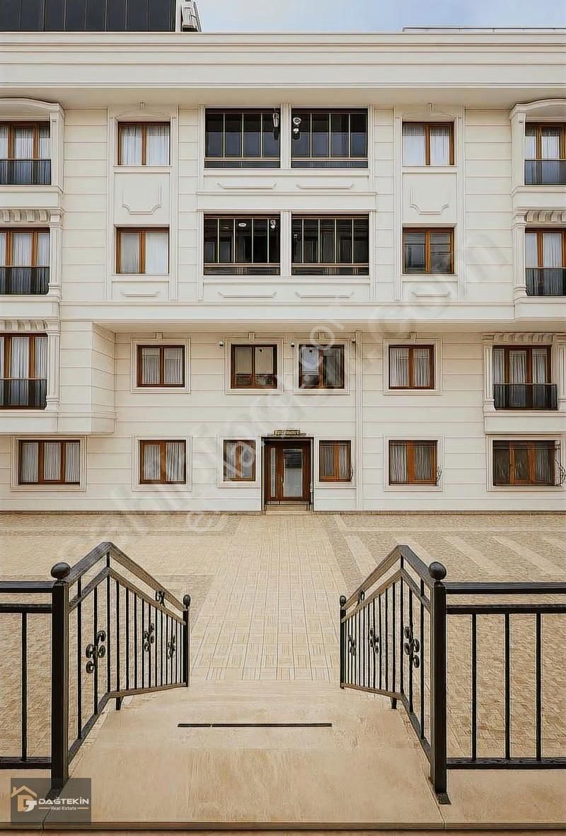 Beylikdüzü Dağtekinden Kavaklı Mh Bahçeli Yatırımlık 2+1 Daire - Görsel 9