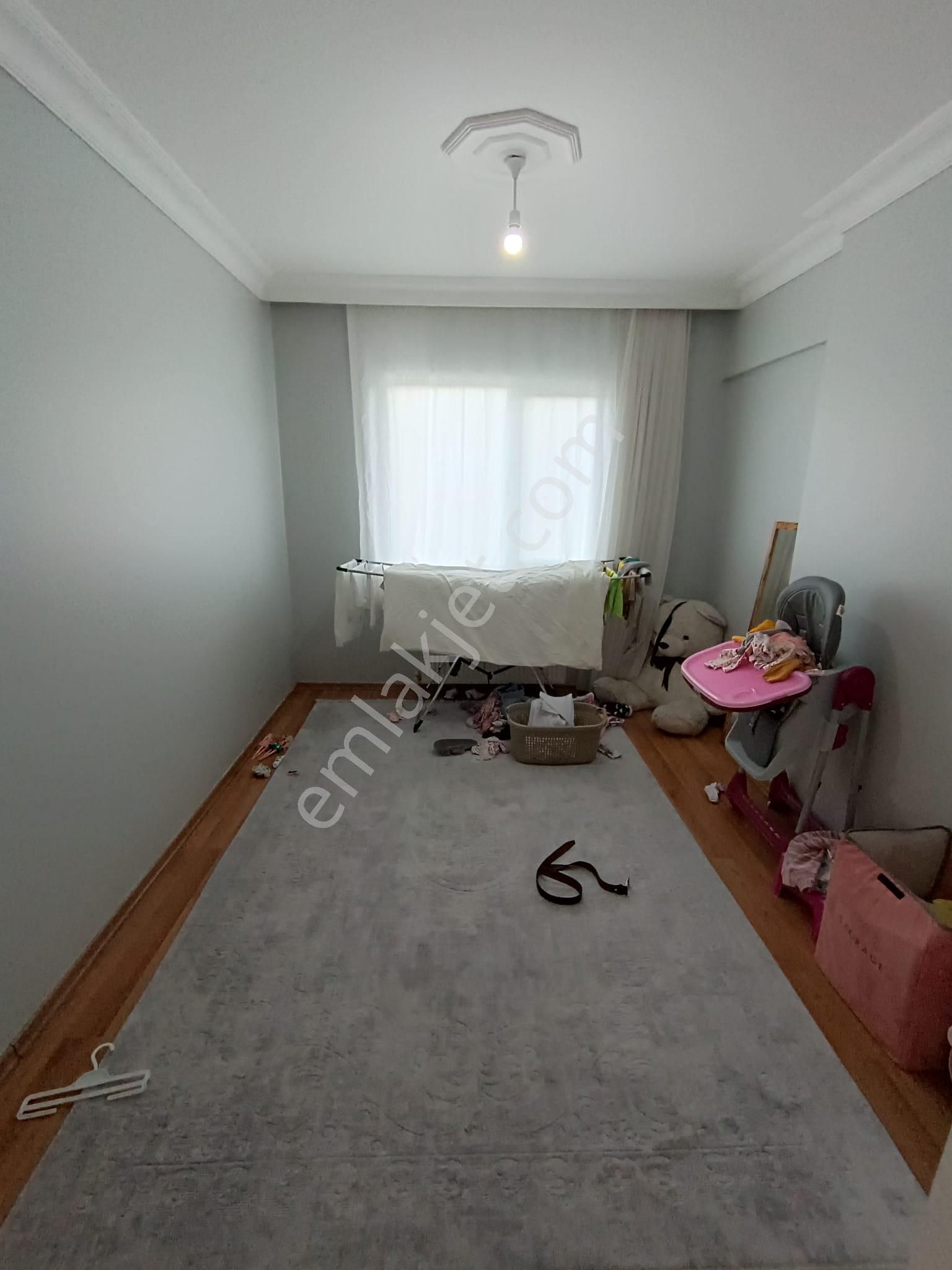 Kiralık Sobalı Ev Sarıgazi Atatürk Mahlesi