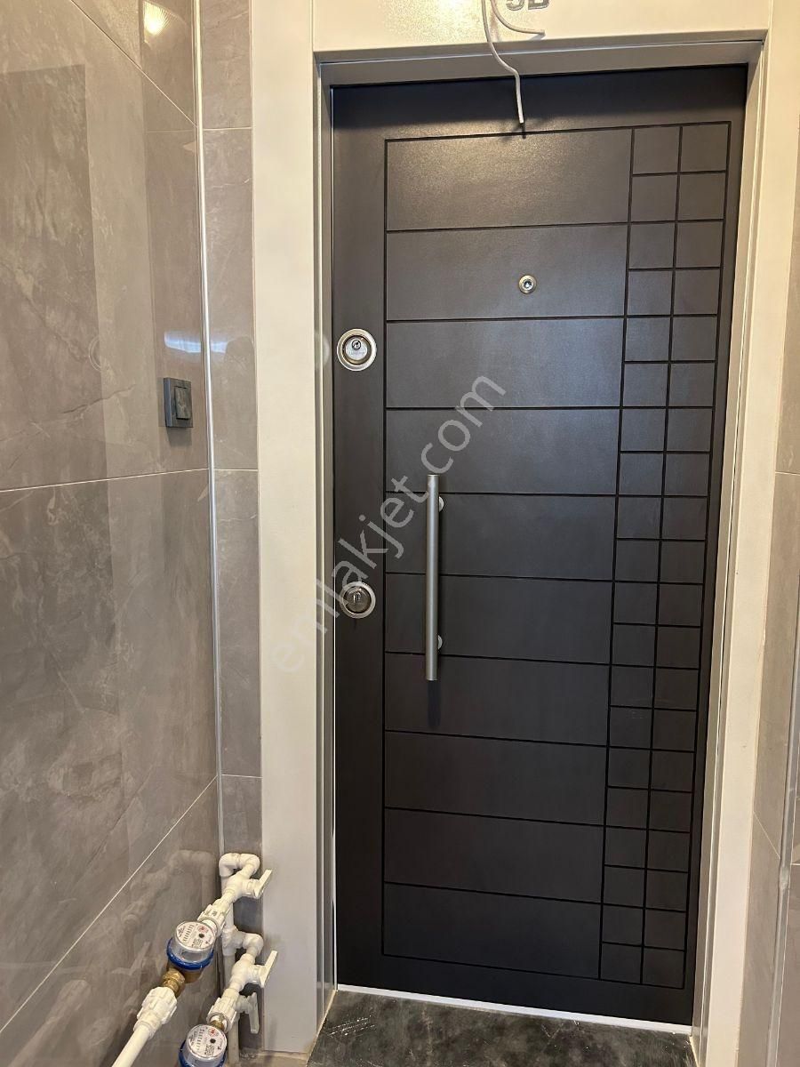 Alsancak'ta 53.000 Tl Kiracılı Satılık 2 Adet 1+1 Daire - Görsel 30