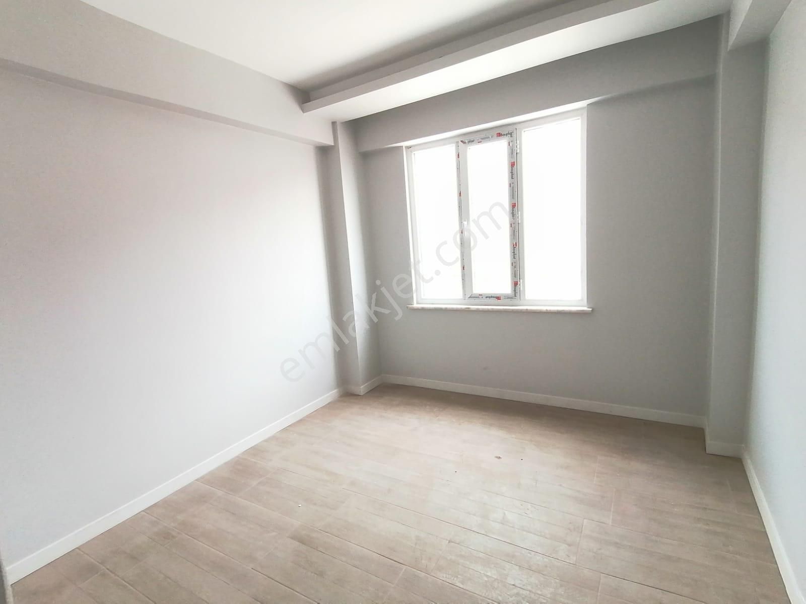 Veysel Karani Caddesi Site İçi Hobi Bahçeli Geniş 3+1 Daireler - Görsel 14