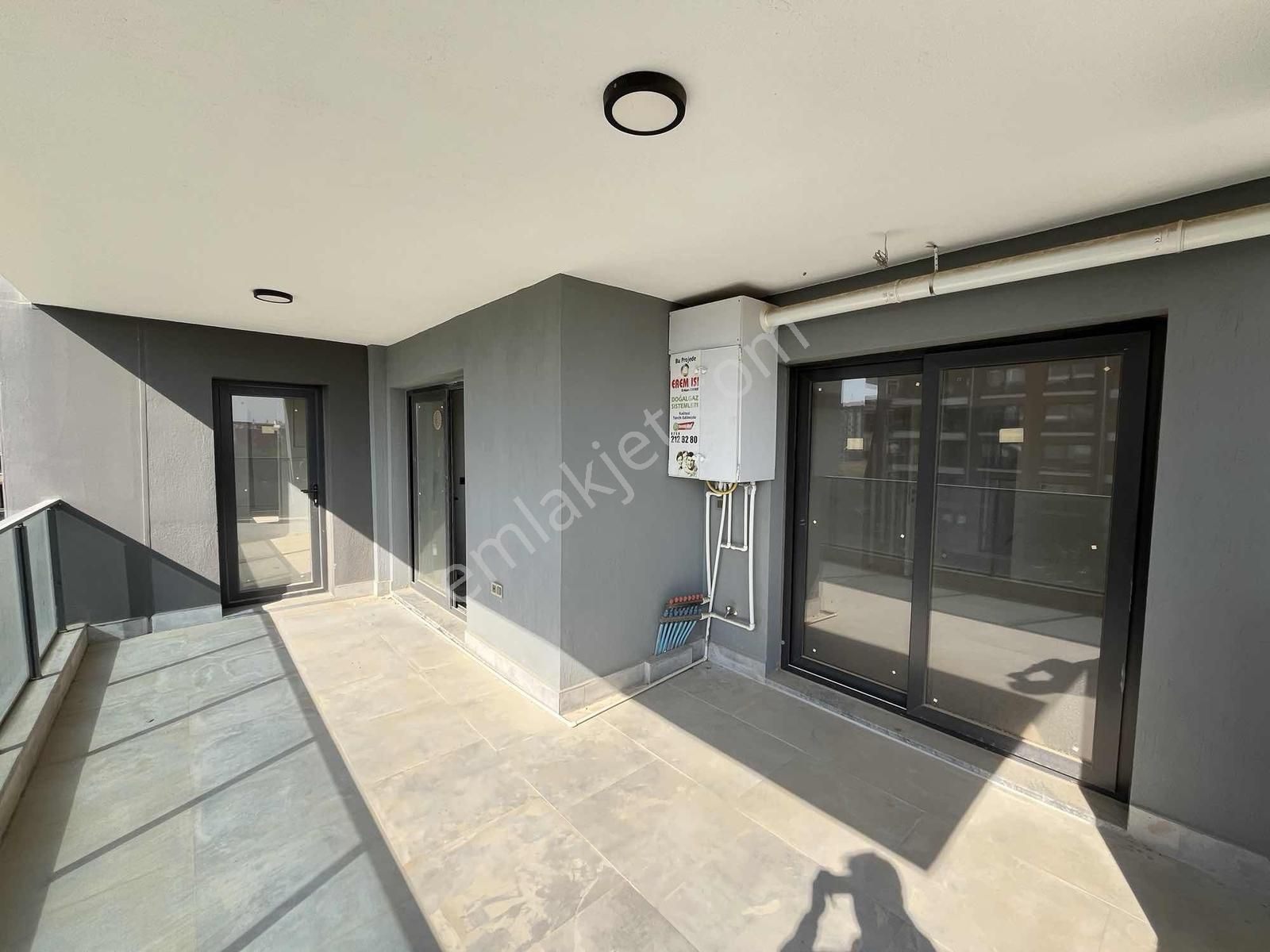 Century21 Işıltı'dan Çevre Yolunda Satılık 3+1 Lüks Rezidans - Görsel 5