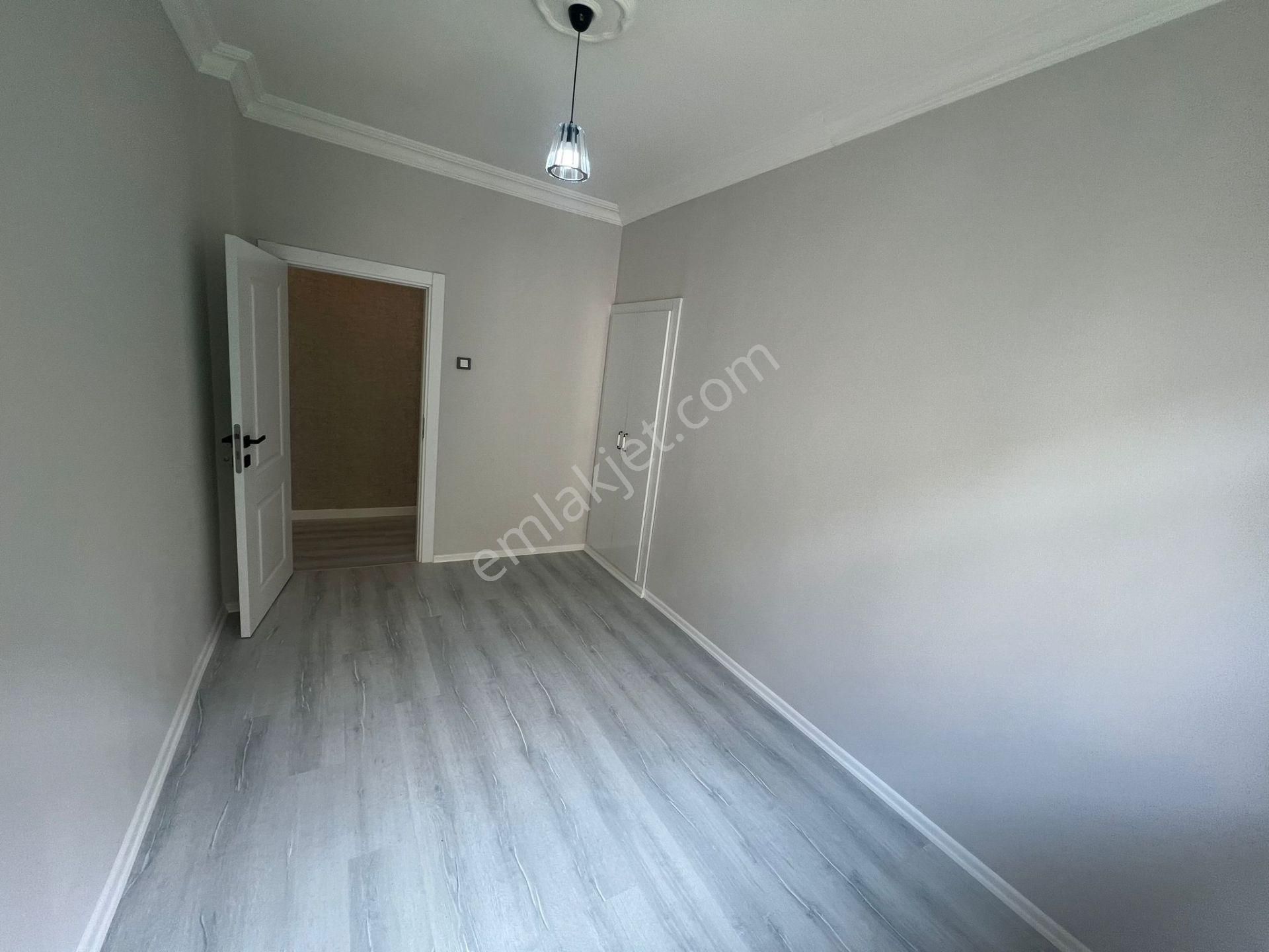 Bilgen Vatan'dan Fatih Caddesi Yakını 3. Kat Megalüks Yapılı Masrafsız Bağımsız Salon 3+1 Satılık - Görsel 14