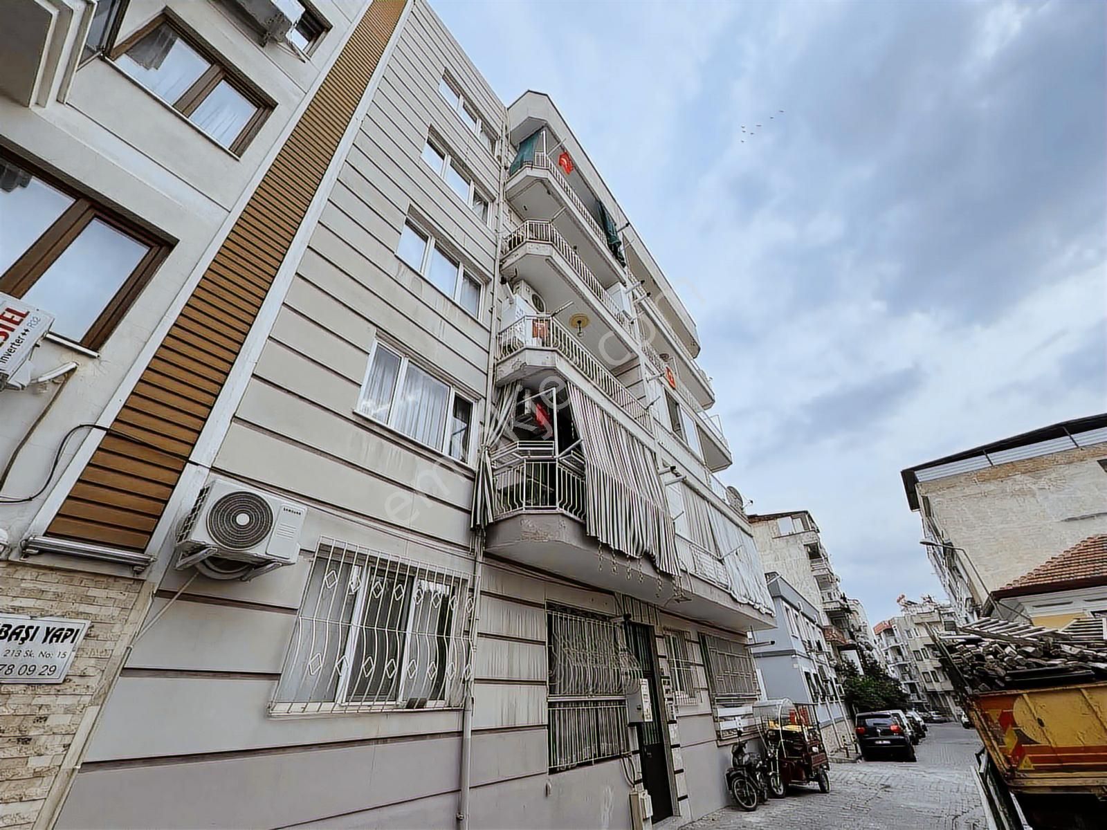 Century21 Işıltı'dan Cuma Mah'de Fırsat 3+1 Daire