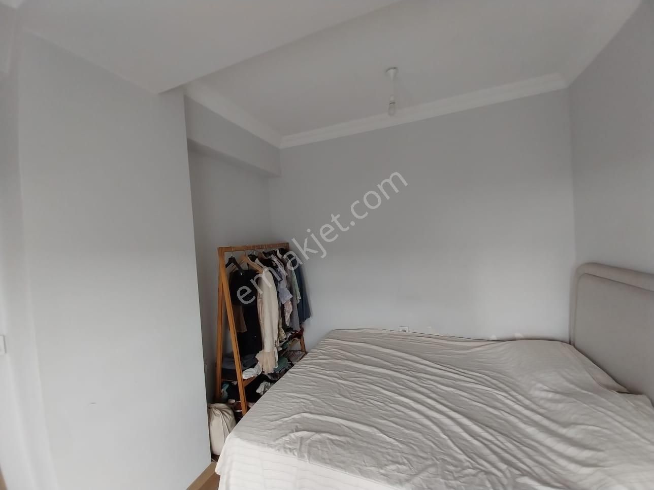 Karşıyaka Anadolu Caddesi Arka Sokağında Satılık 1+1 Daire - Görsel 10