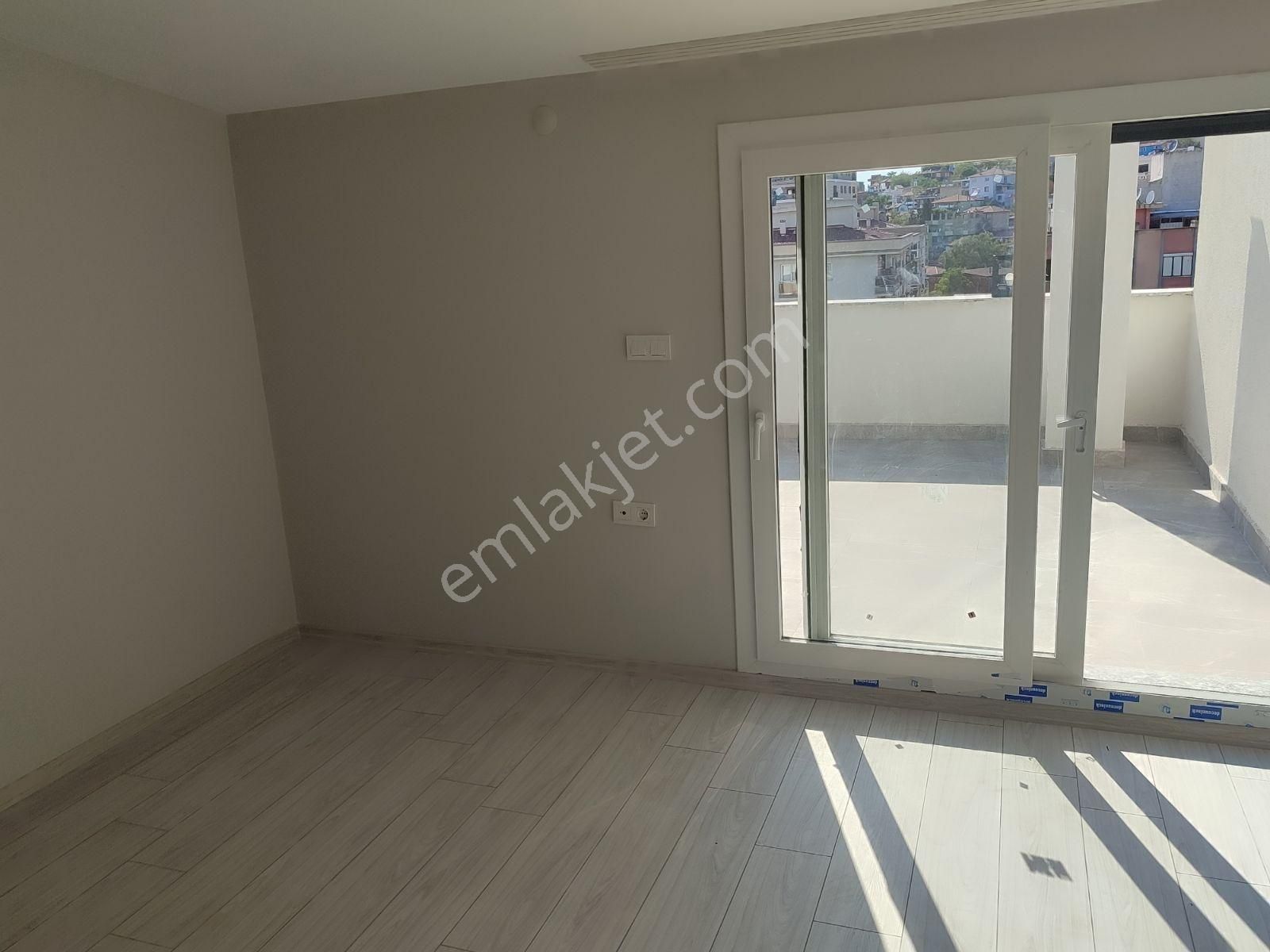Karşıyaka İmbatlı Mahallesinde Satılık Dubleks 2+1 Daire - Görsel 18