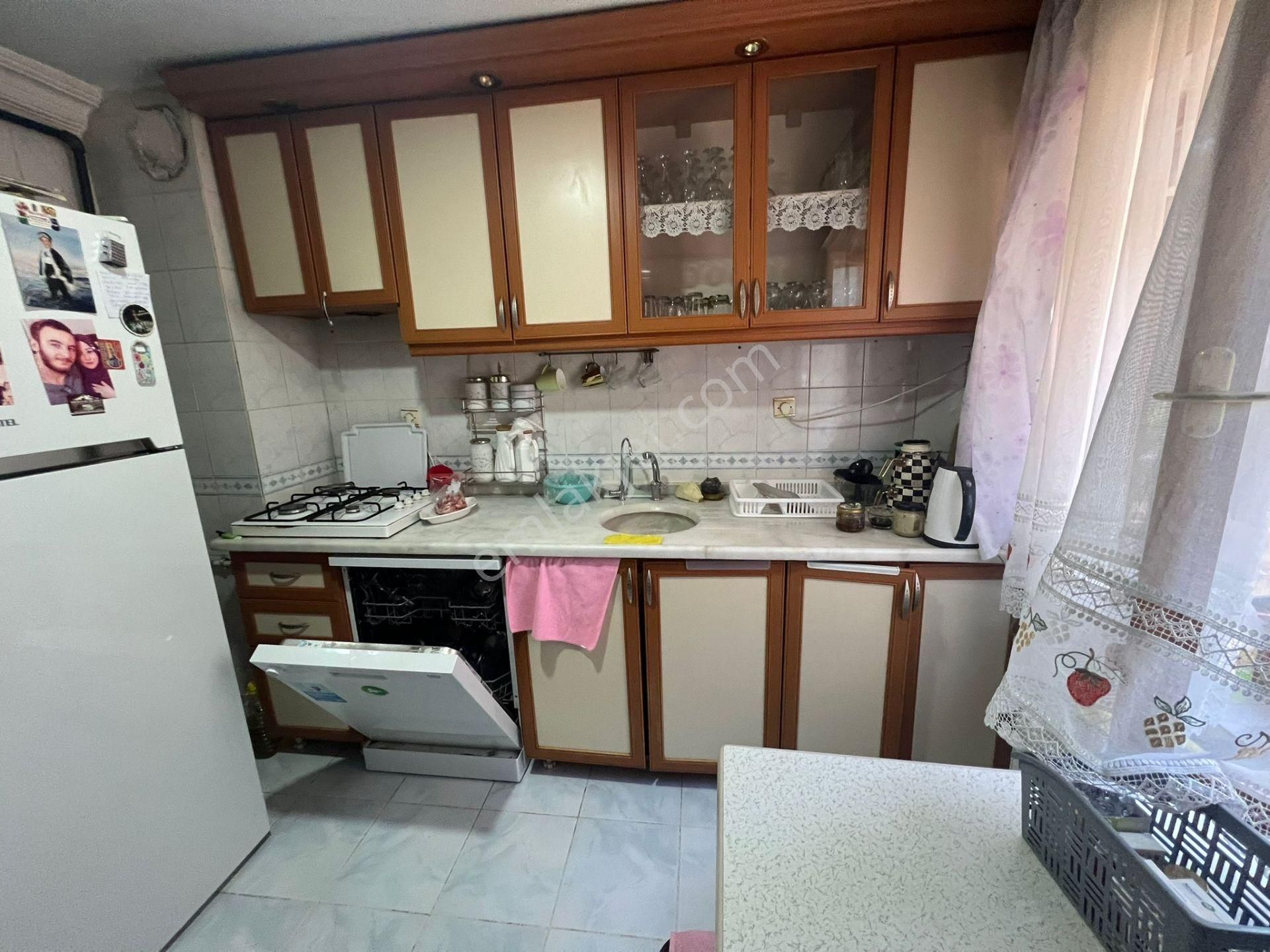 Bilgen Vatan'dan Adnan Menderes Dutluuk Metro Yaknıı Giriş Kat Ön Cephe 3+1 Satılık Daire - Görsel 7