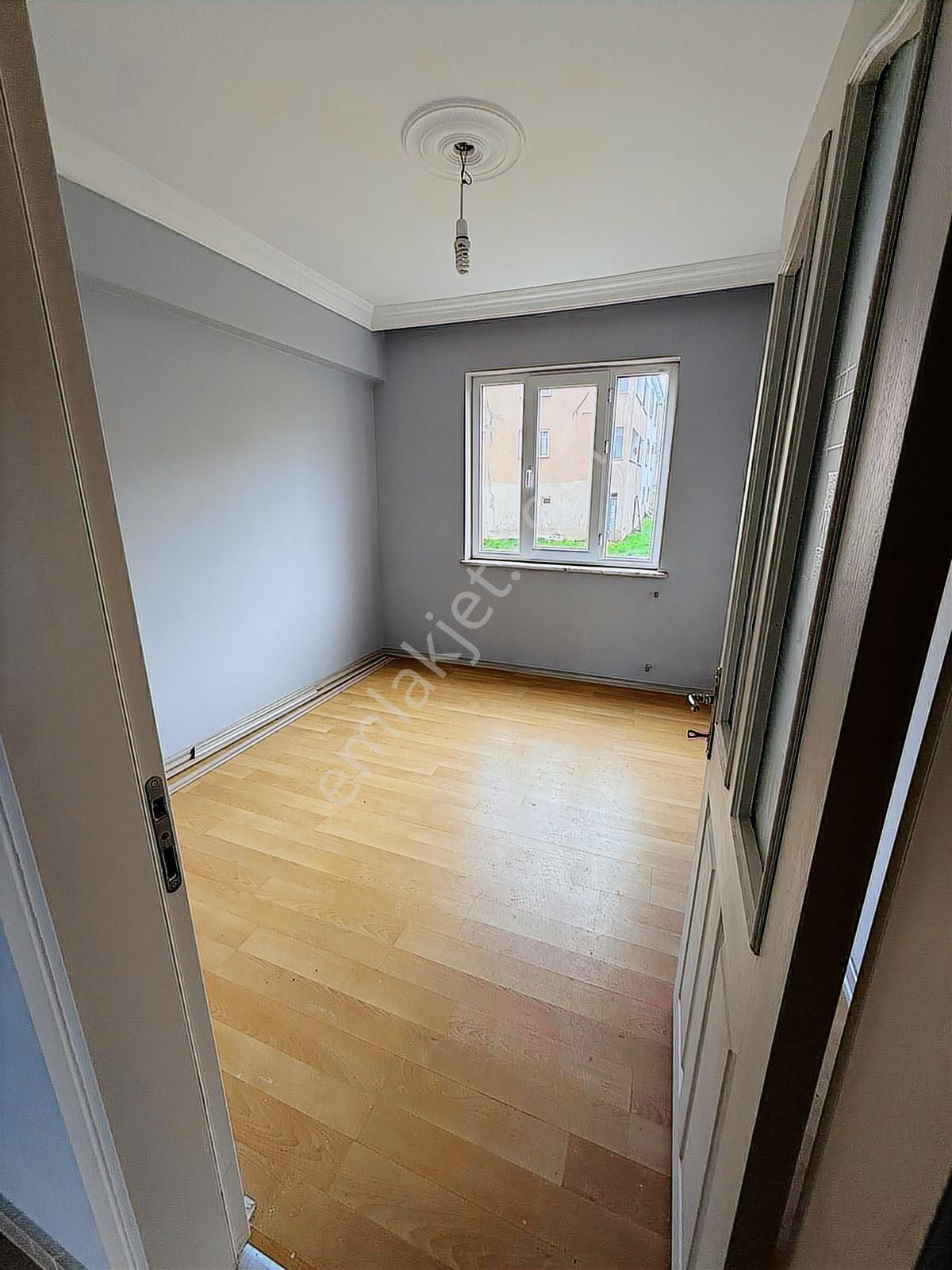 Altınbaş Emlak'tan Yeniceköyde Satılık Geniş 3+1 Daire - Görsel 5